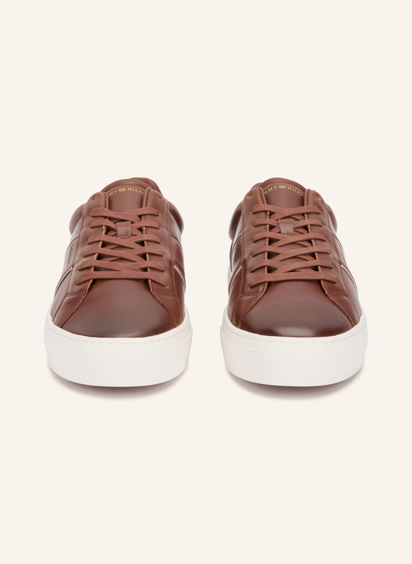 TOMMY HILFIGER Sneaker: COGNAC / GOLD