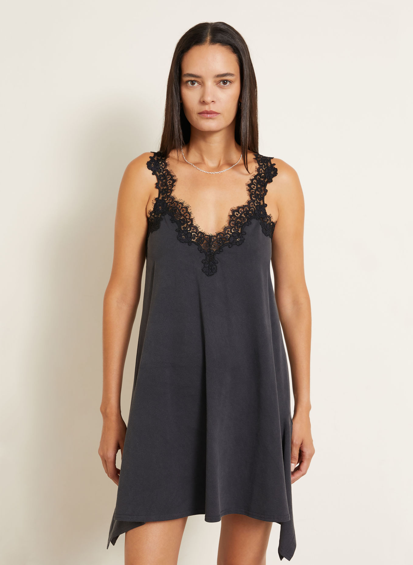 STELLA McCARTNEY Robe en jersey avec de la dentelle: NOIR