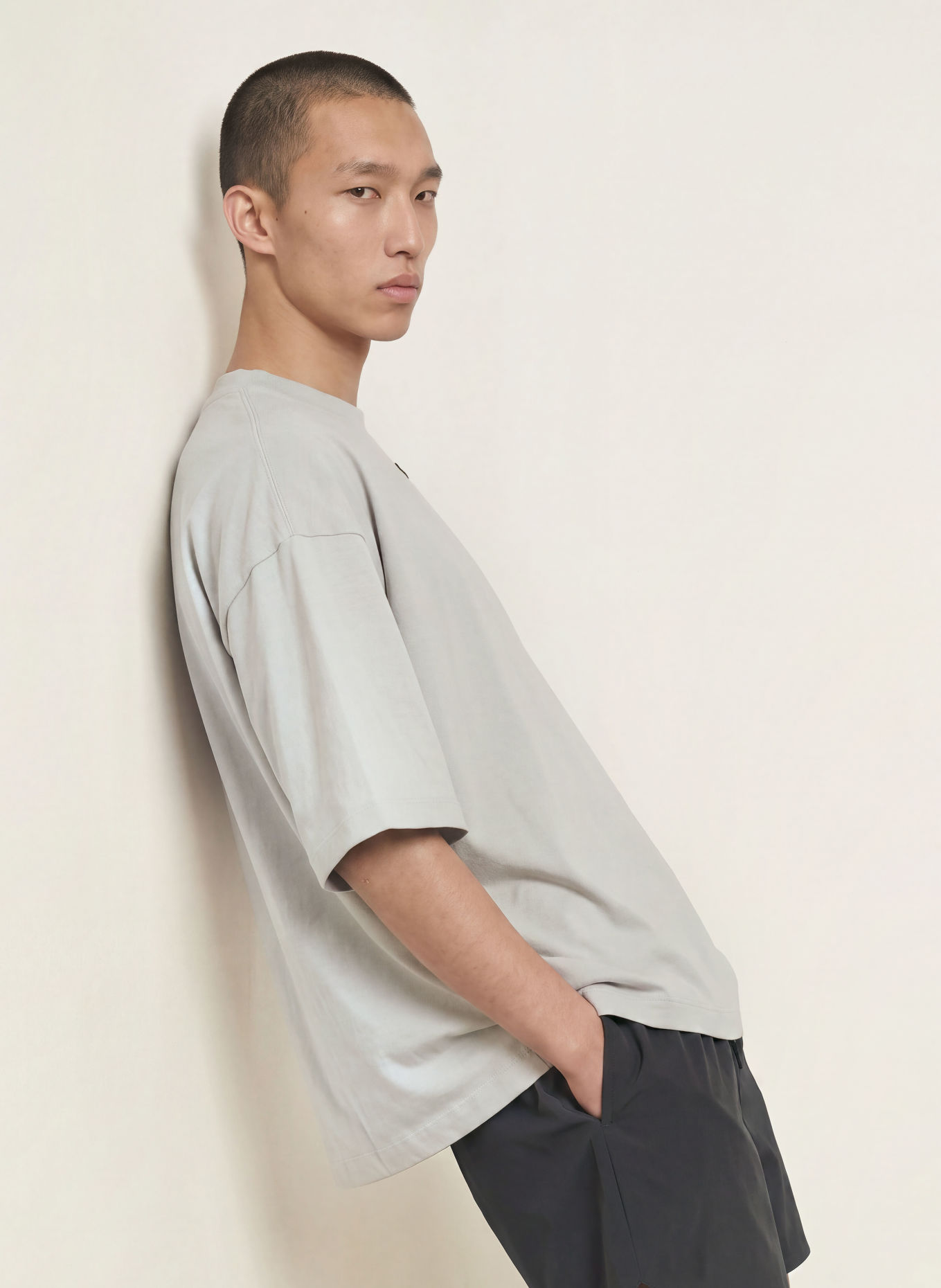 ESSENTIALS - FEAR OF GOD Tricou cu mâneci 3/4: ALB