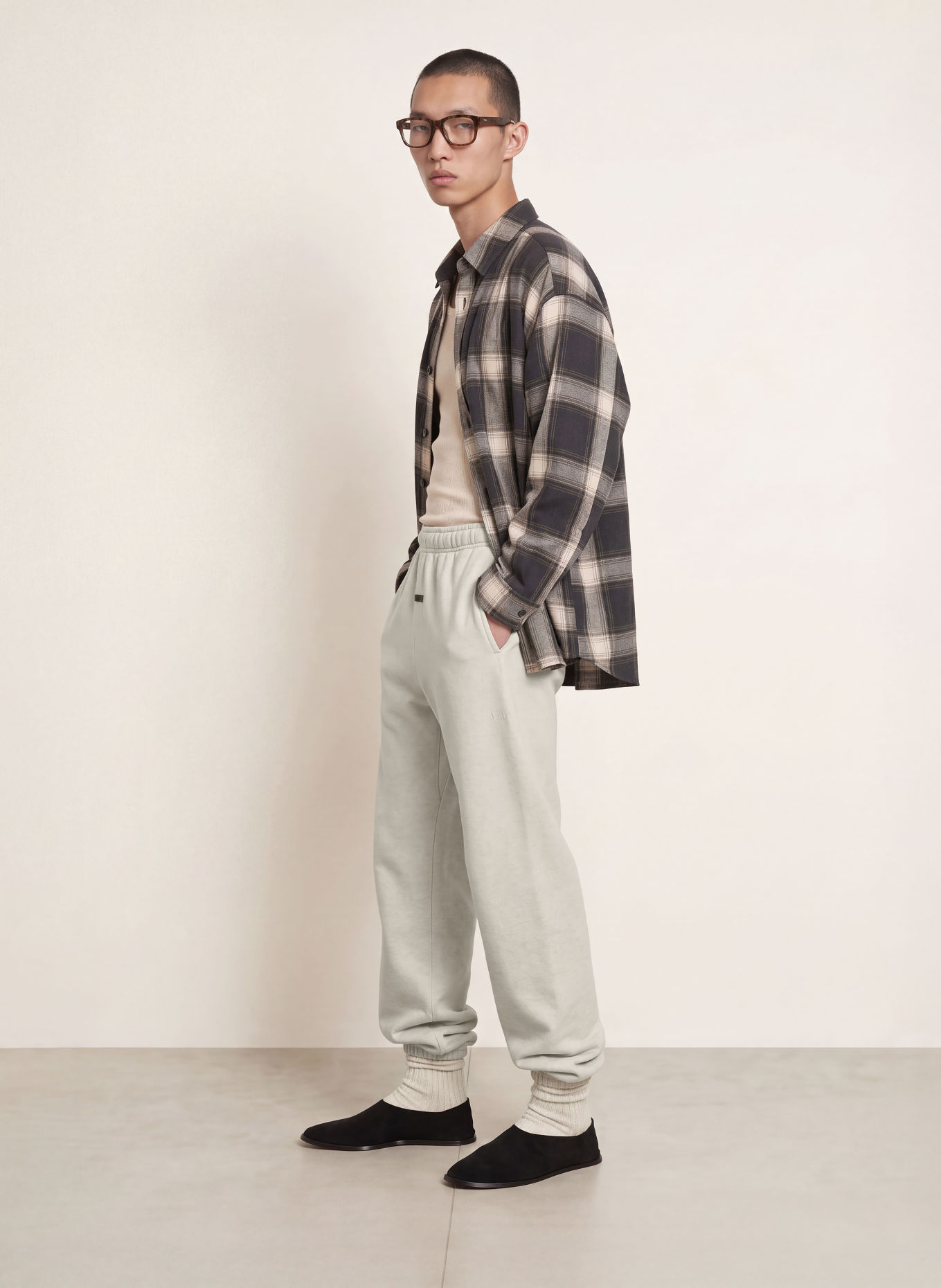 ESSENTIALS - FEAR OF GOD Pantaloni de trening: CREM