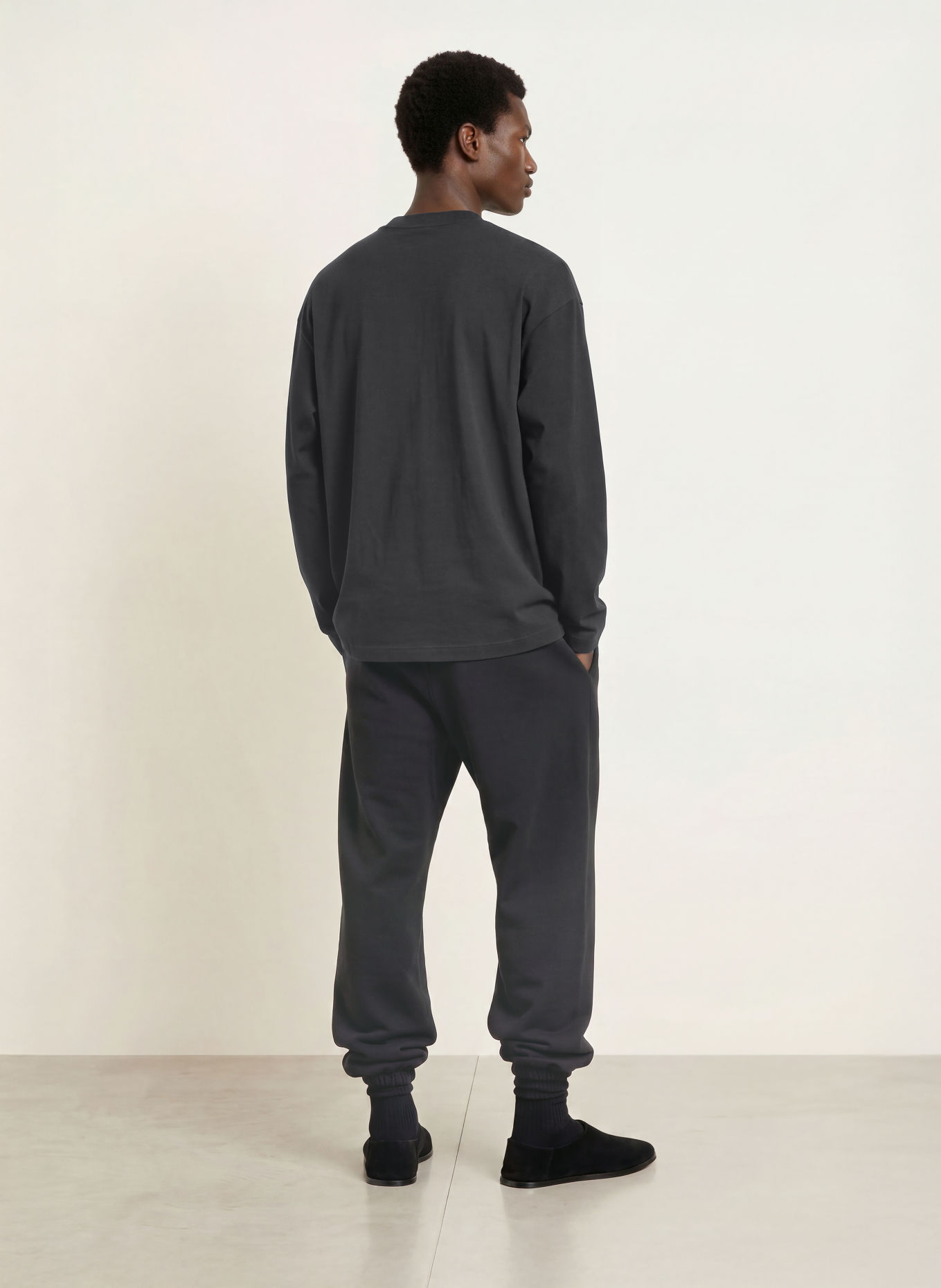 ESSENTIALS - FEAR OF GOD Longsleeve: ZWART