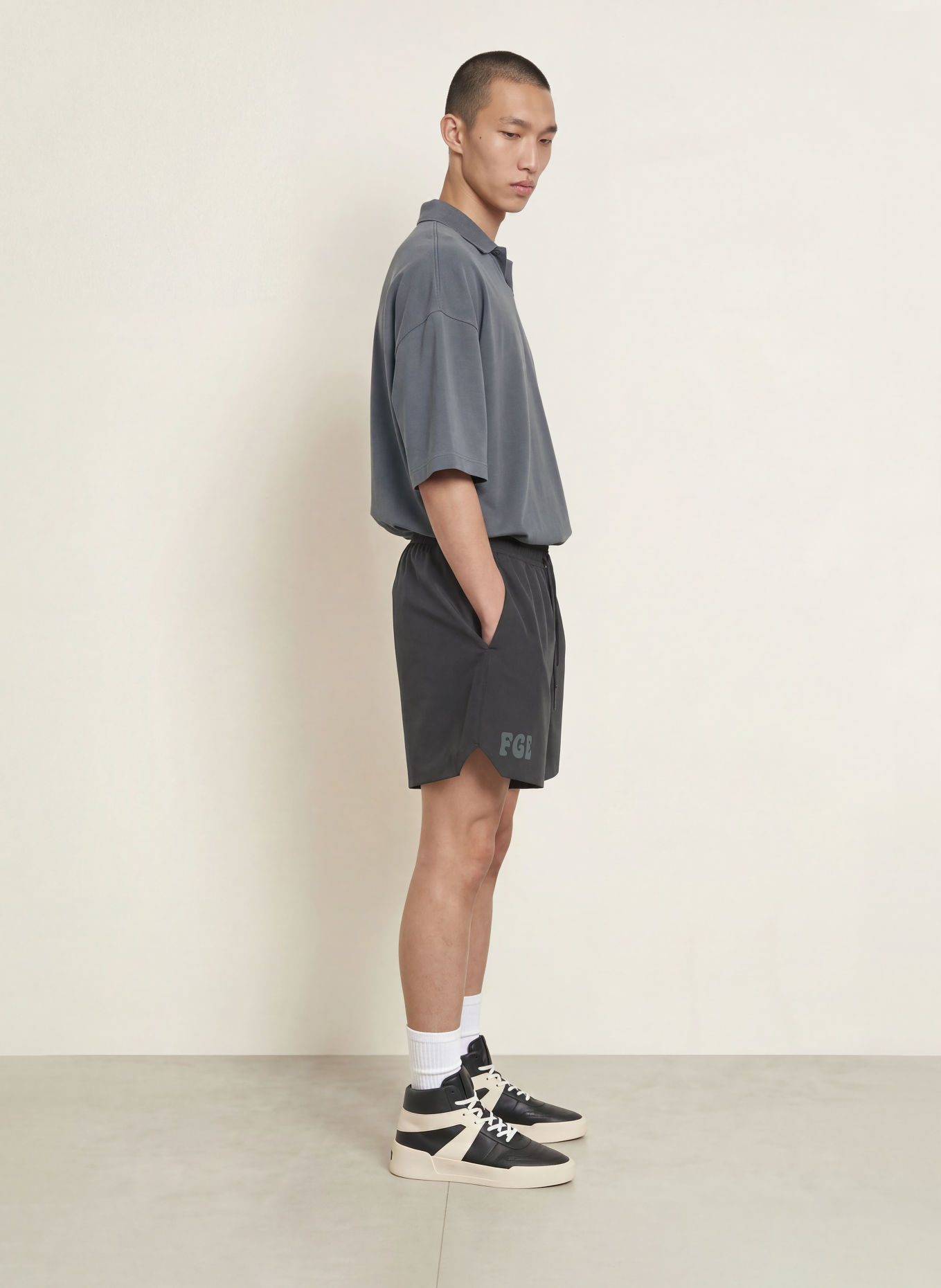ESSENTIALS - FEAR OF GOD Shorts: SORT