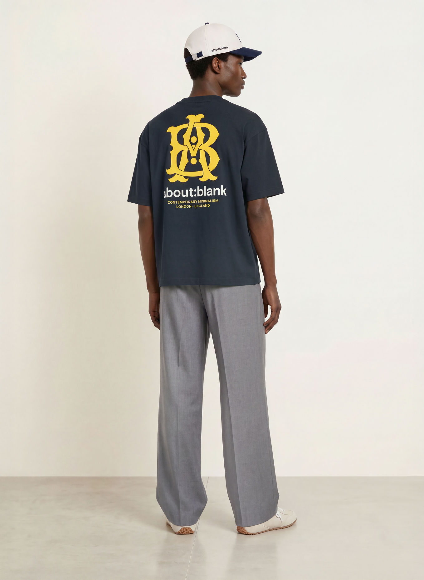 about:blank T-shirt INSIGNIA: BLEU FONCÉ / JAUNE FONCÉ