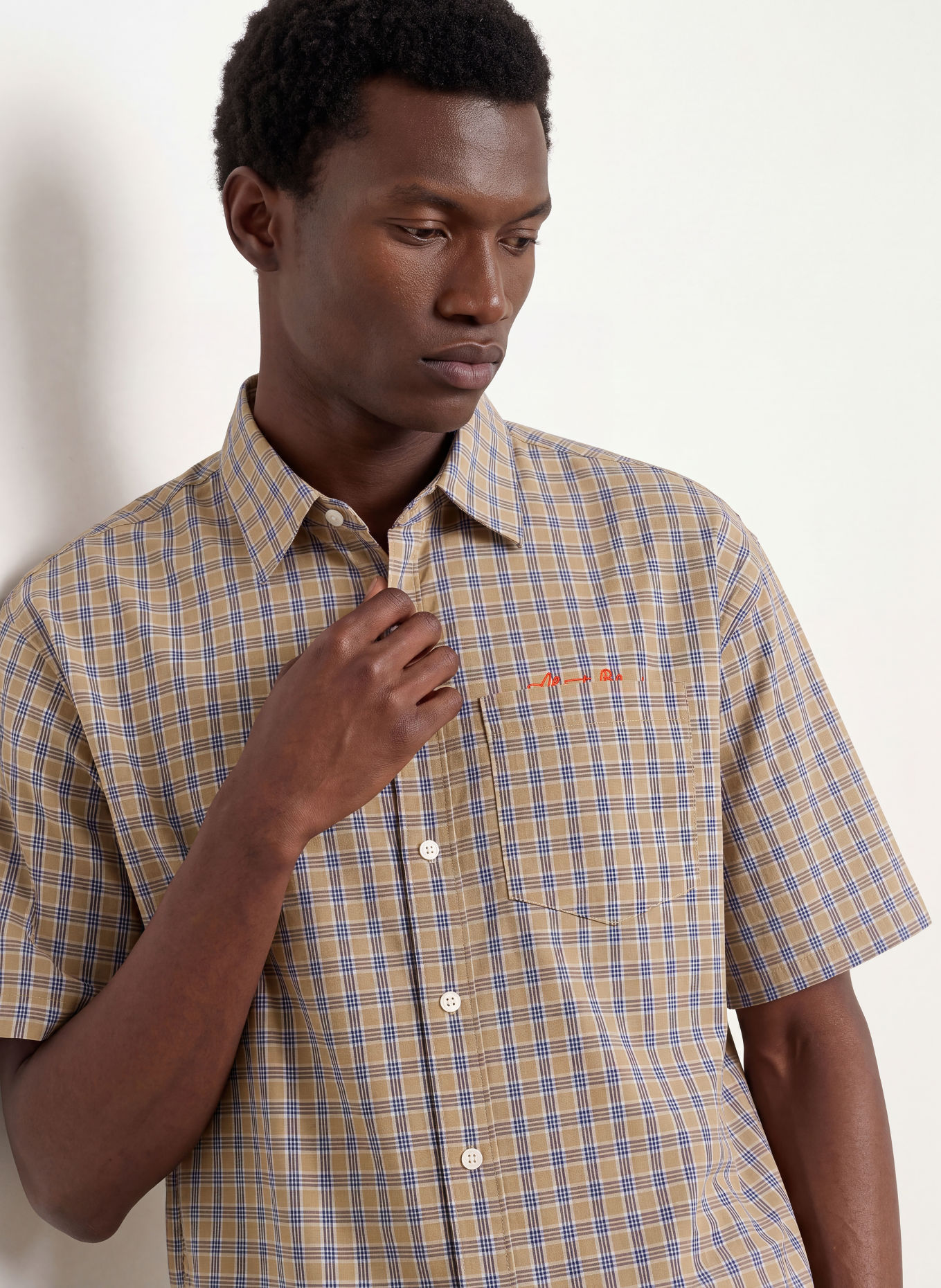about:blank Kurzarm-Hemd Boxy Fit: BEIGE / ROT / BLAU