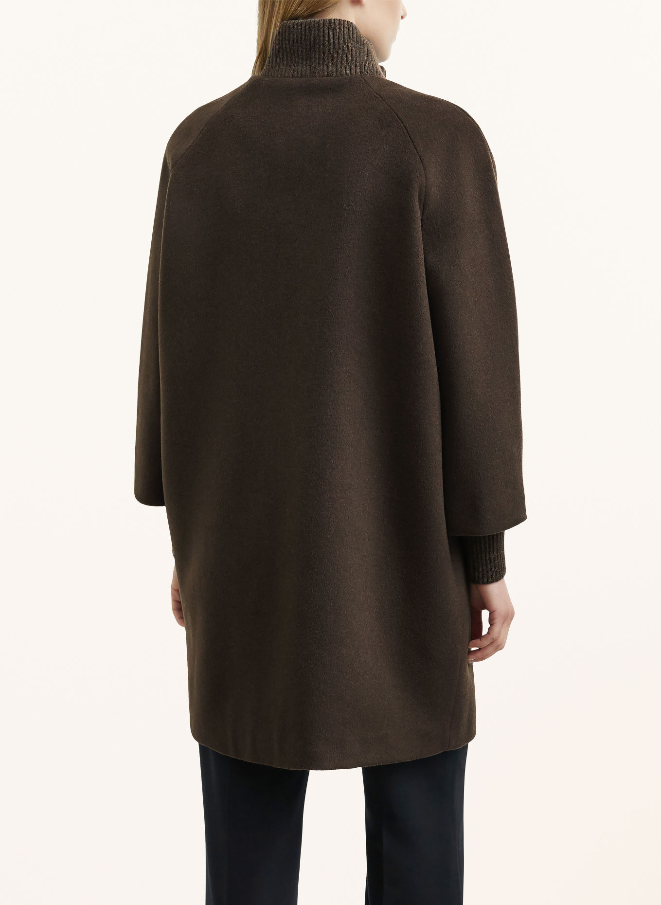 comma Coat: DARK BROWN