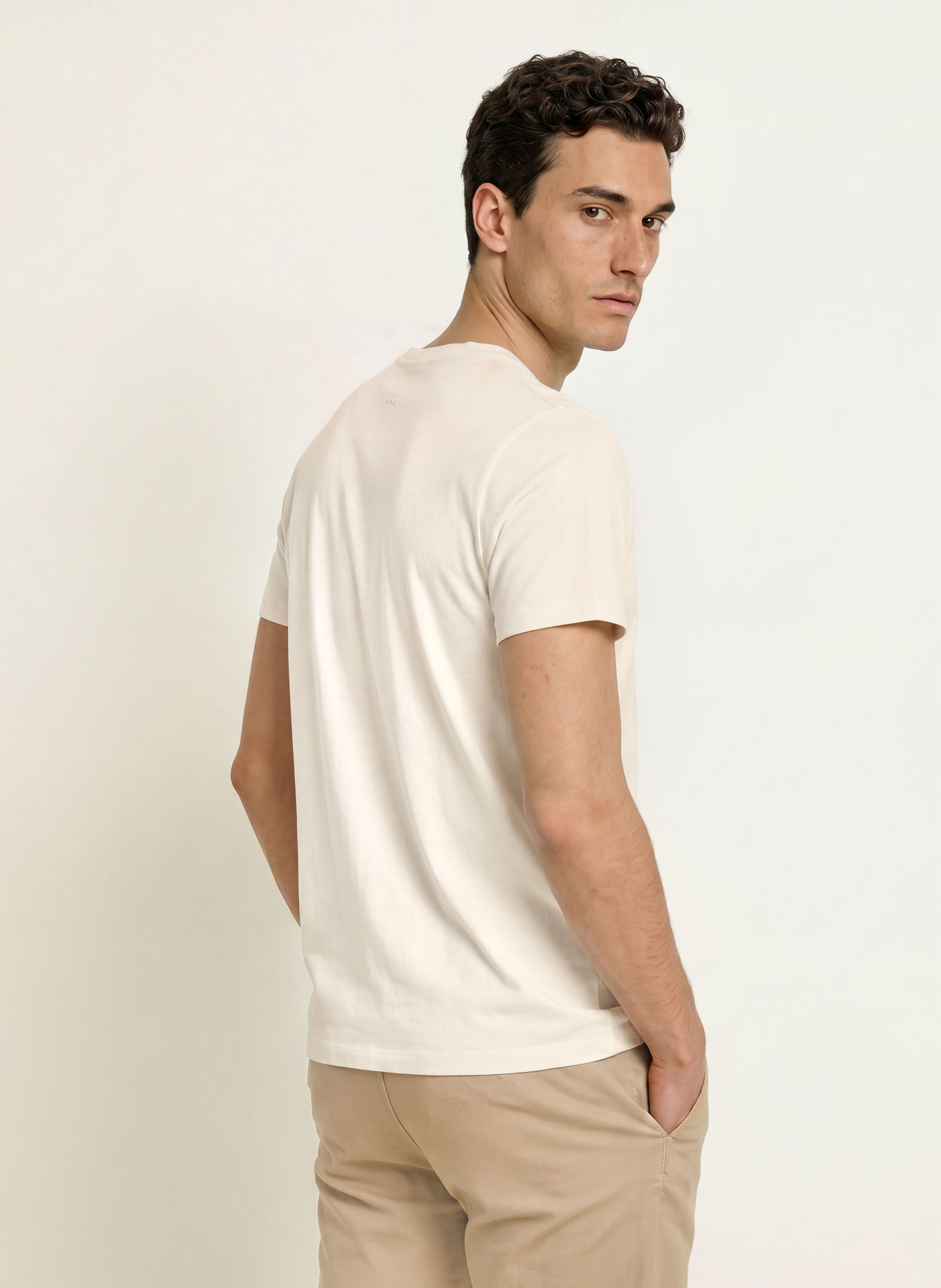 Luis Trenker T-Shirt DER HUT: WEISS / CAMEL / DUNKELBRAUN