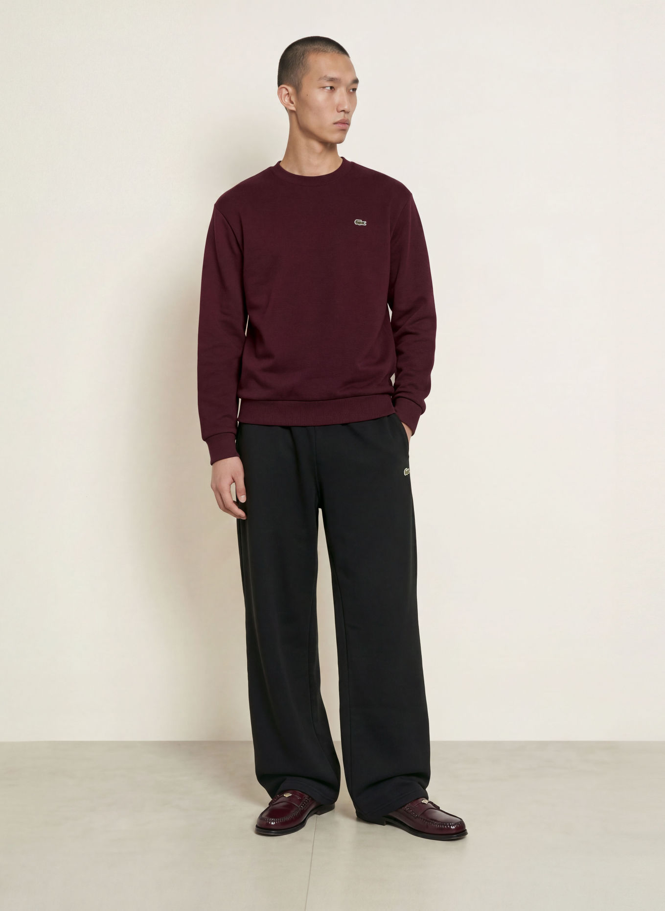 LACOSTE Mikiny: TMAVĚ ČERVENÁ