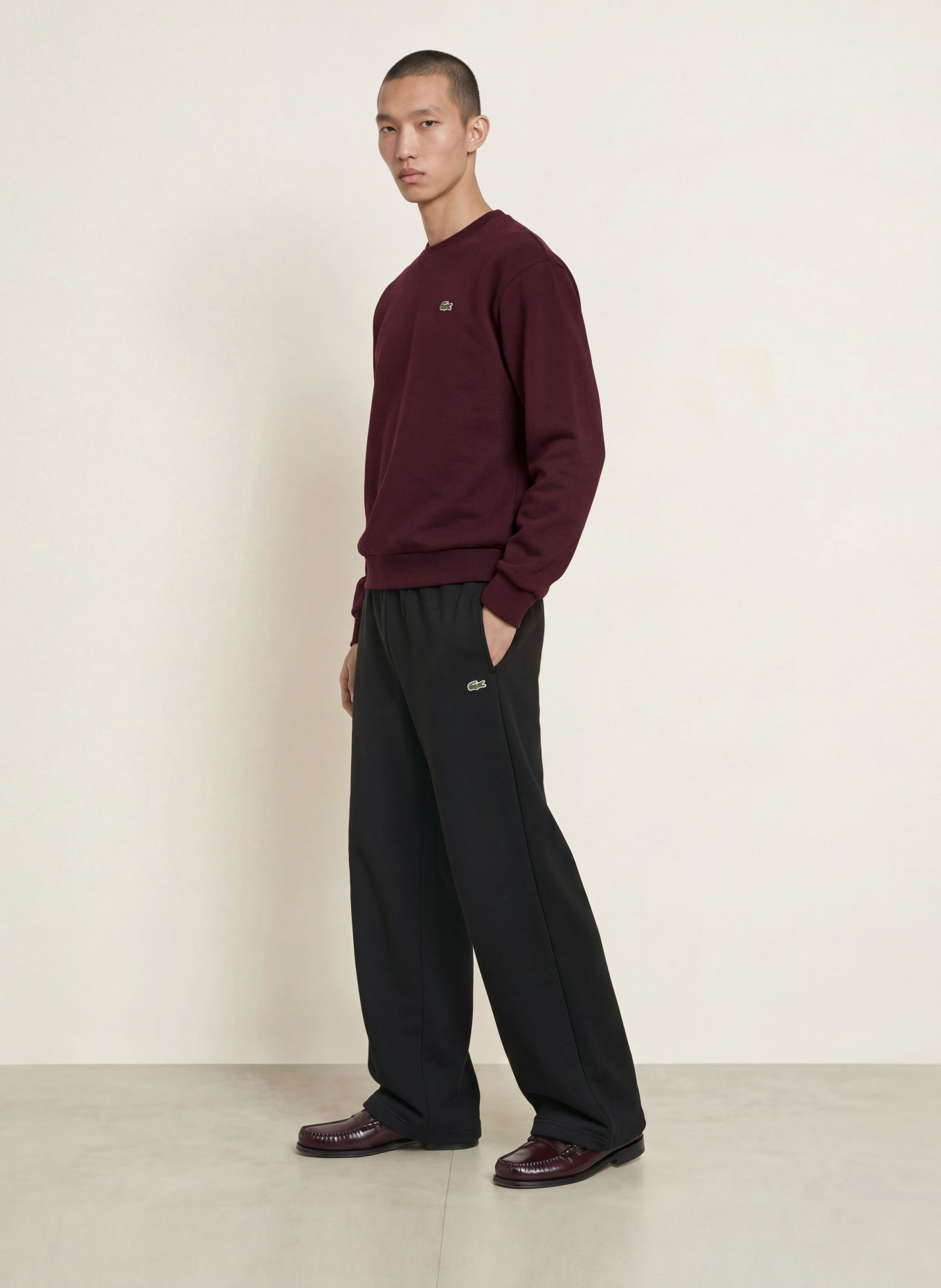 LACOSTE Mikiny: TMAVĚ ČERVENÁ