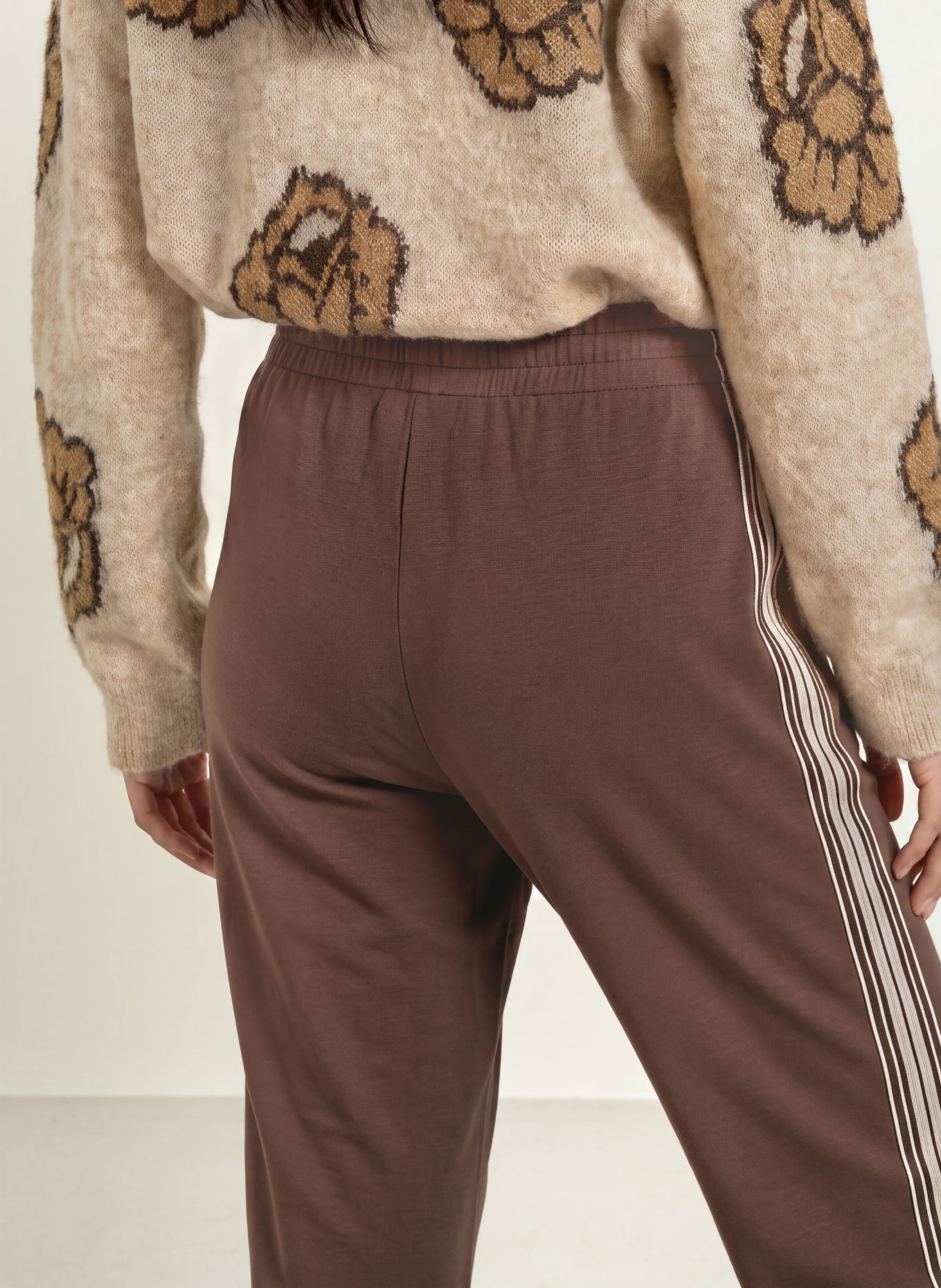 MOS MOSH MMARDIE-Sweatpant met galonstrepen: MARRON FONCÉ / LICHTBLAUW / WIT