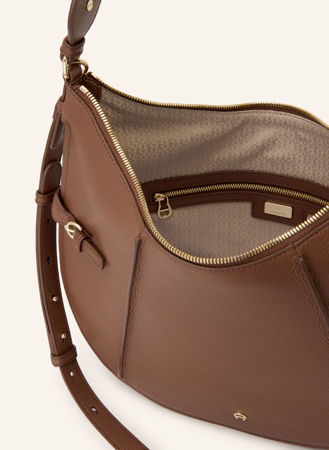 AIGNER Kabelka přes rameno CAVALLO MEDIUM: HNĚDÁ / ZLATÁ