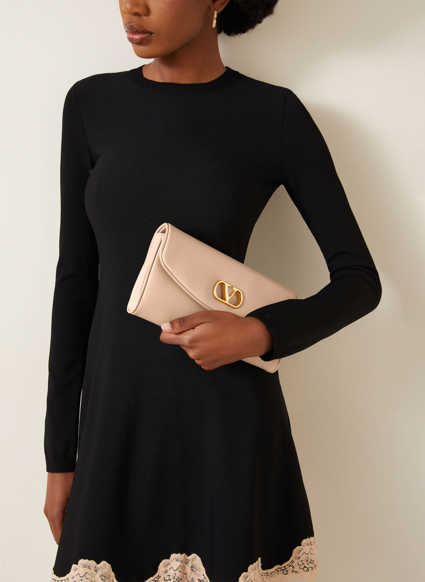 VALENTINO GARAVANI DEVAIN Shoulder Bag: CAMEL