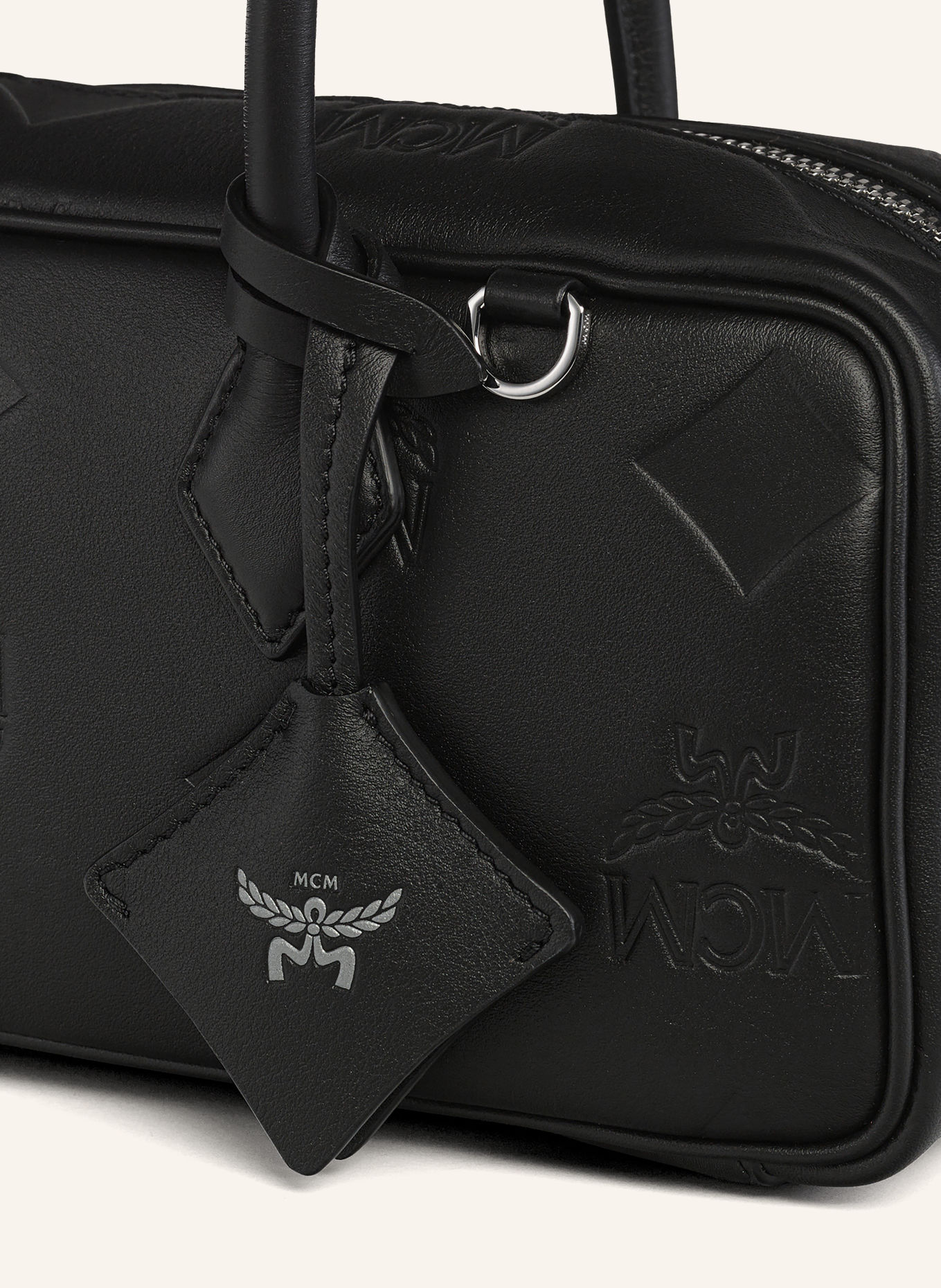 MCM AREN Shoulder Bag: BLACK / SILVER