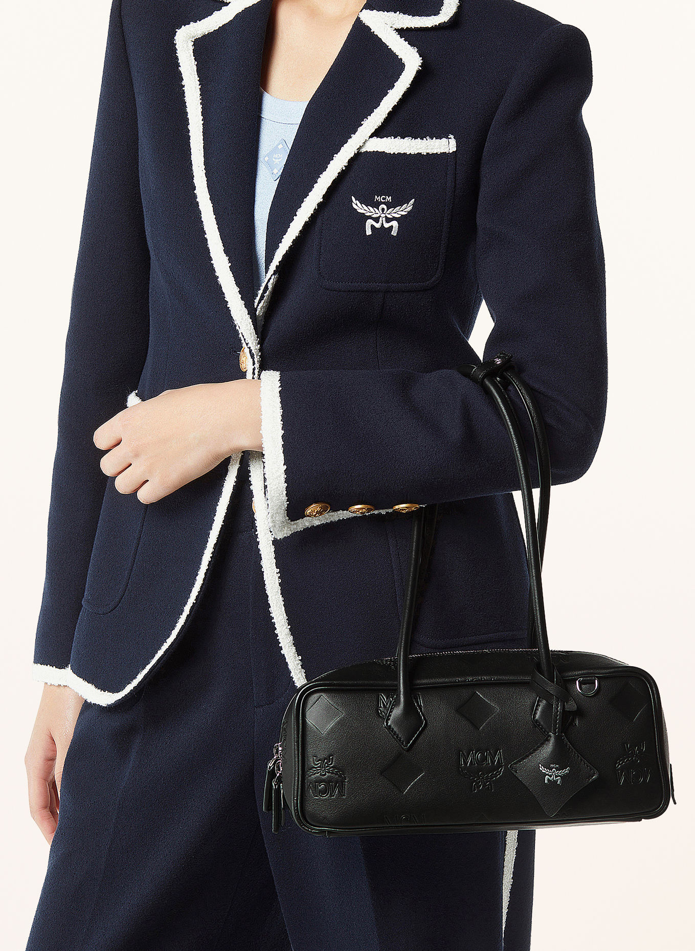 MCM AREN Shoulder Bag: BLACK / SILVER