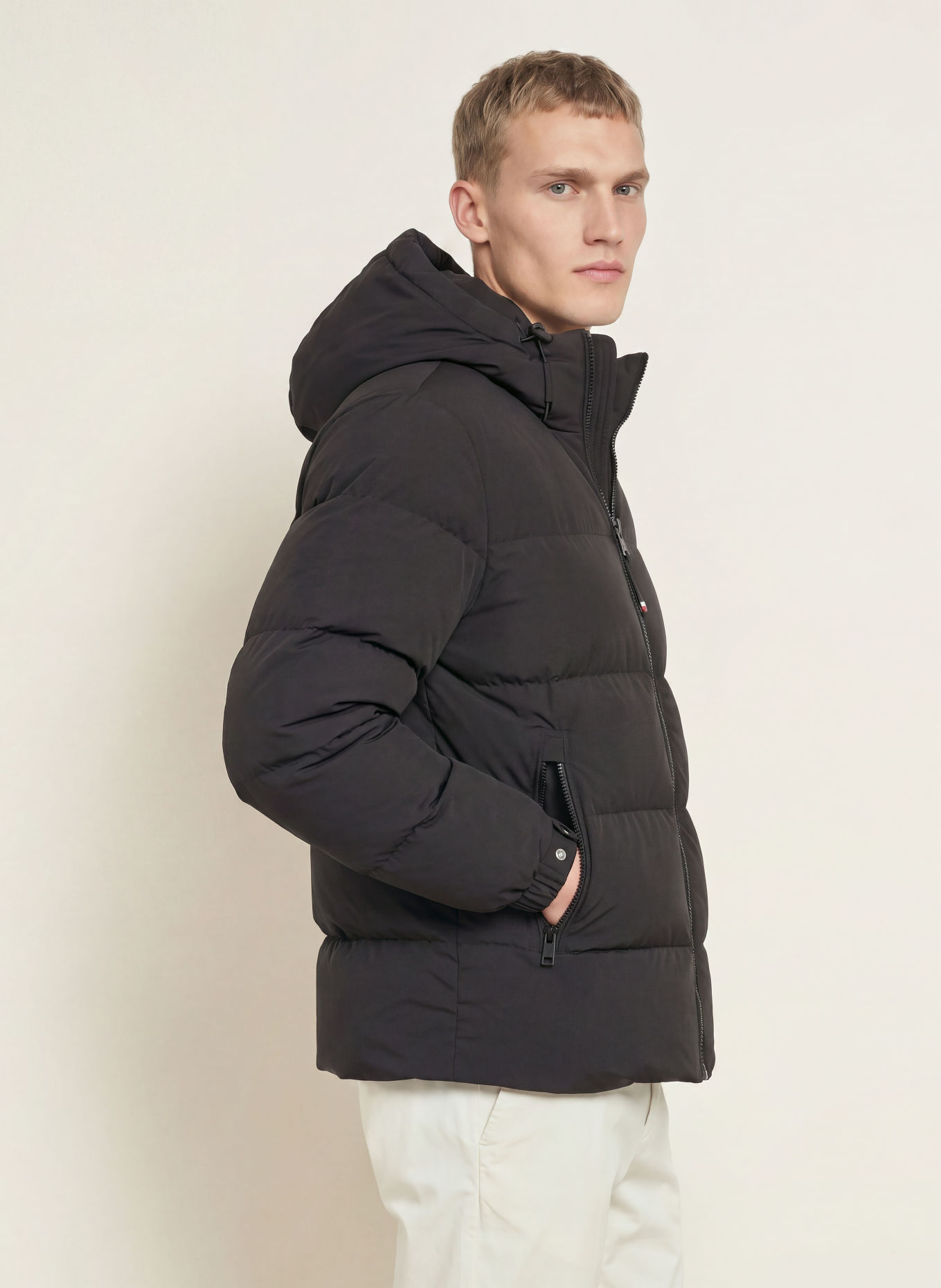TOMMY HILFIGER Down jacket: BLACK