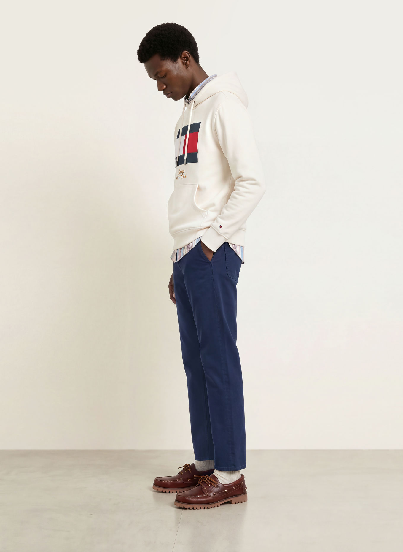 TOMMY HILFIGER Hoodie: ECRU / RÖD / MÖRKBLÅ