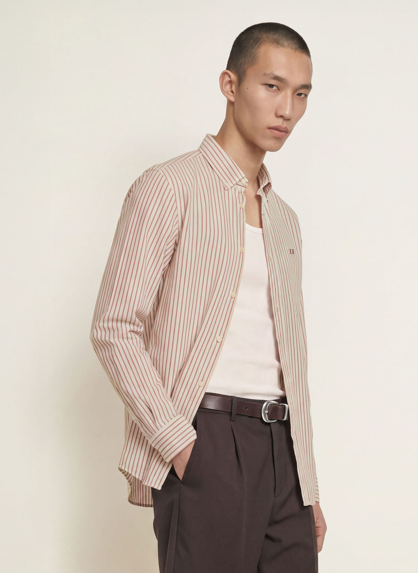 LES DEUX Oxfordhemd Regular Fit: ECRU / DUNKELROT