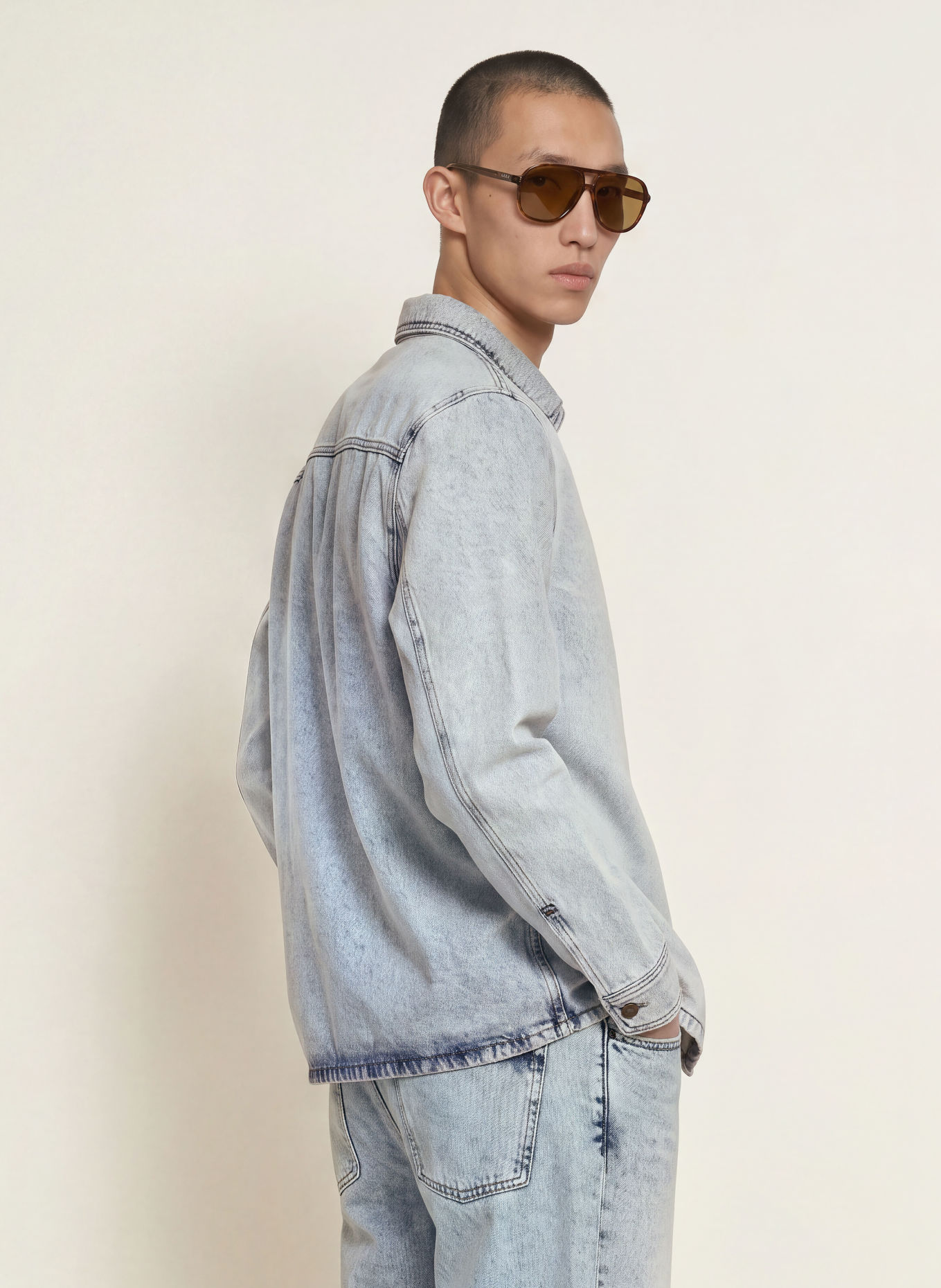 LES DEUX Jeans-Overshirt: HELLBLAU