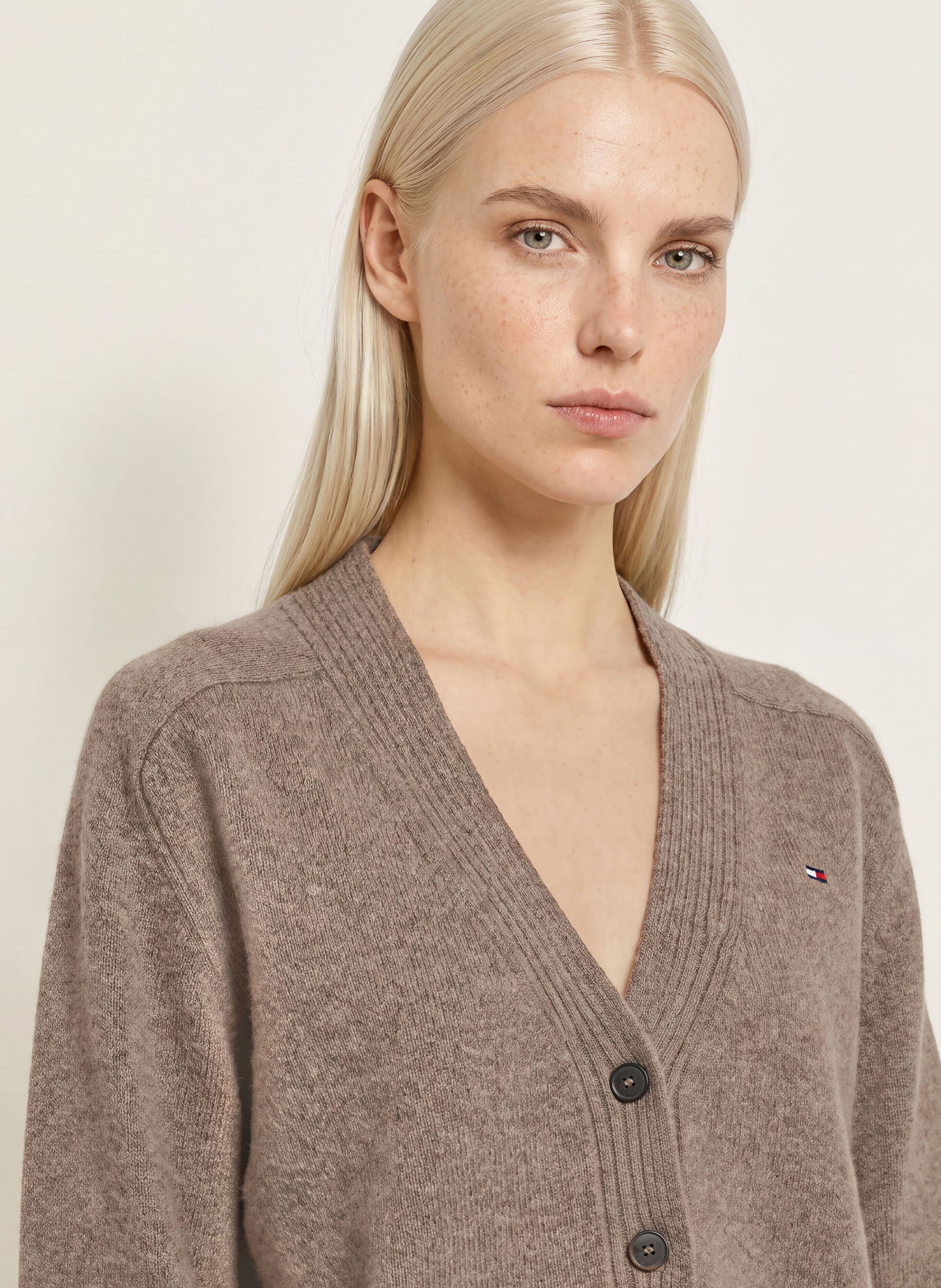 TOMMY HILFIGER Cardigan: TAUPE