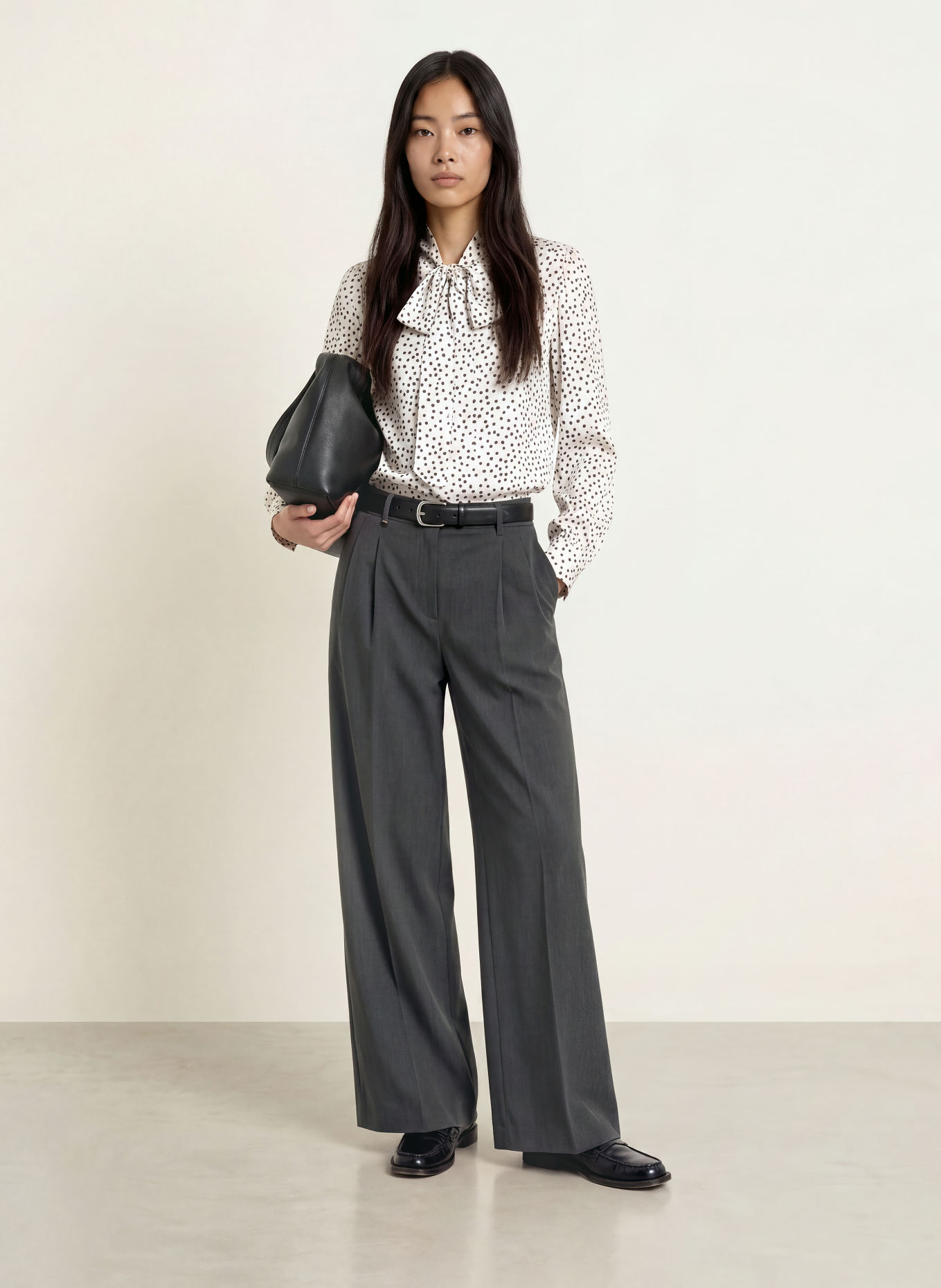 TOMMY HILFIGER Blouse à lavallière: BLANC / NOIR