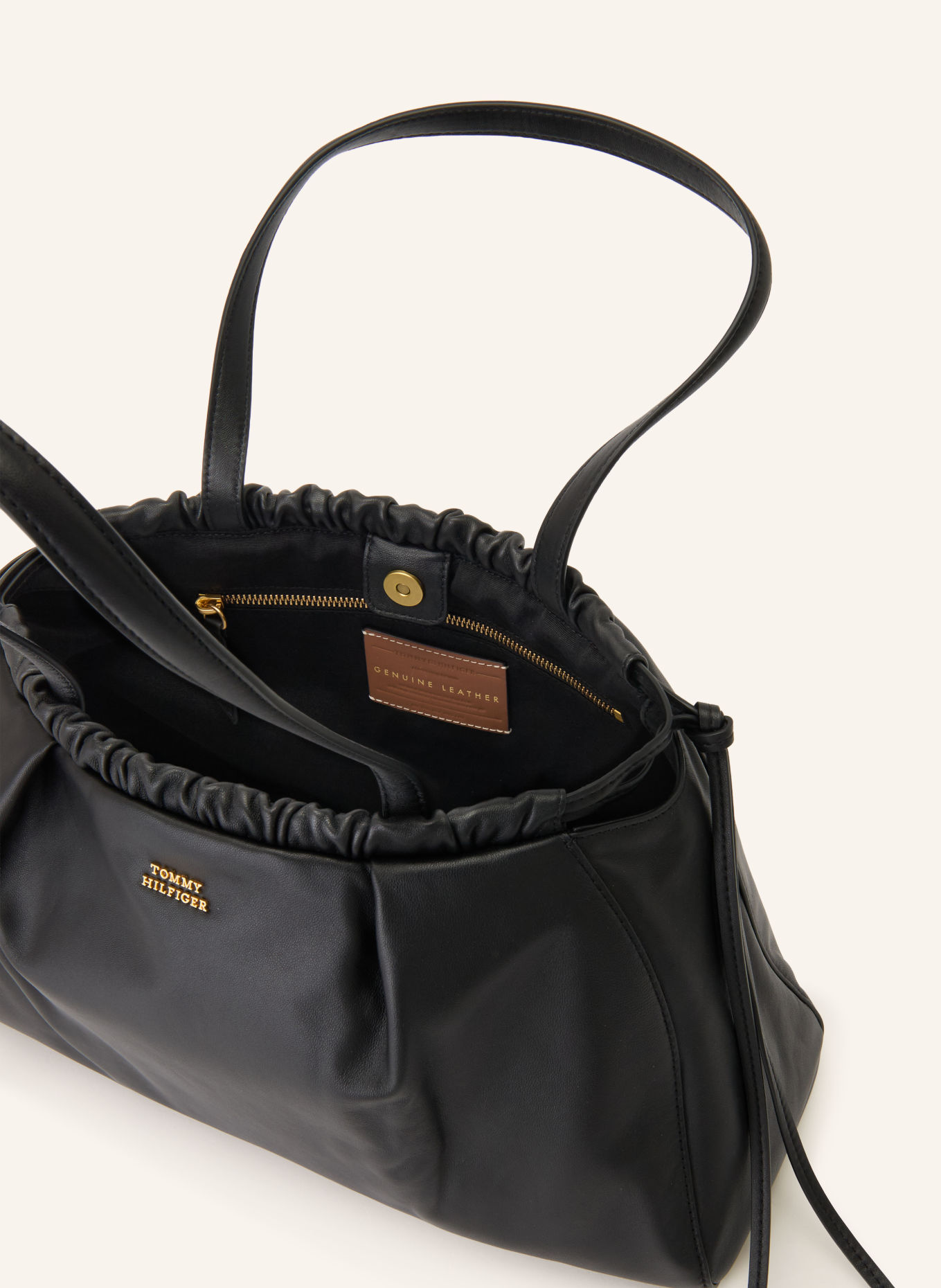 TOMMY HILFIGER Shoppers: BLACK