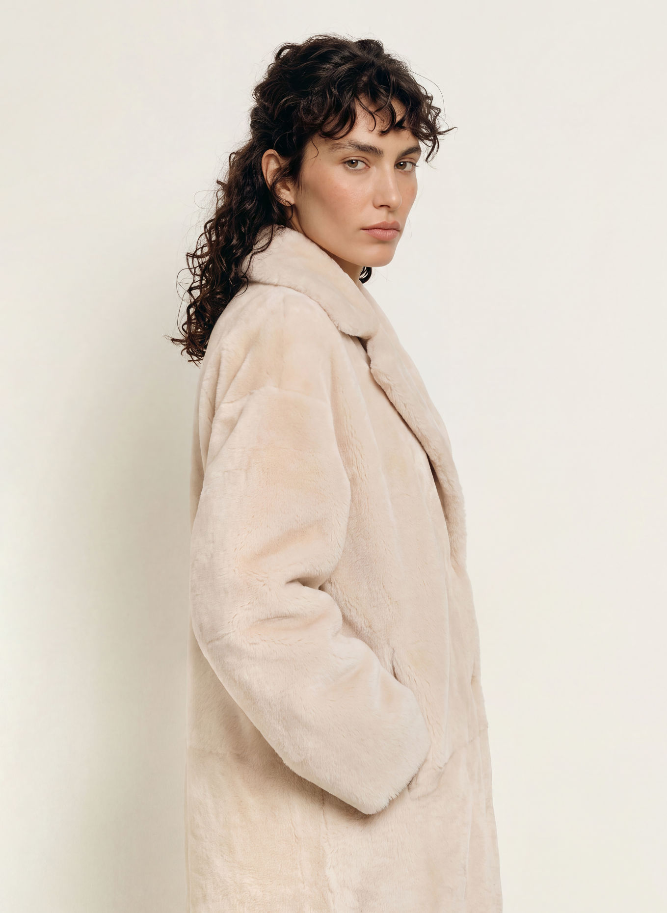 MRS & HUGS Coat: CREAM
