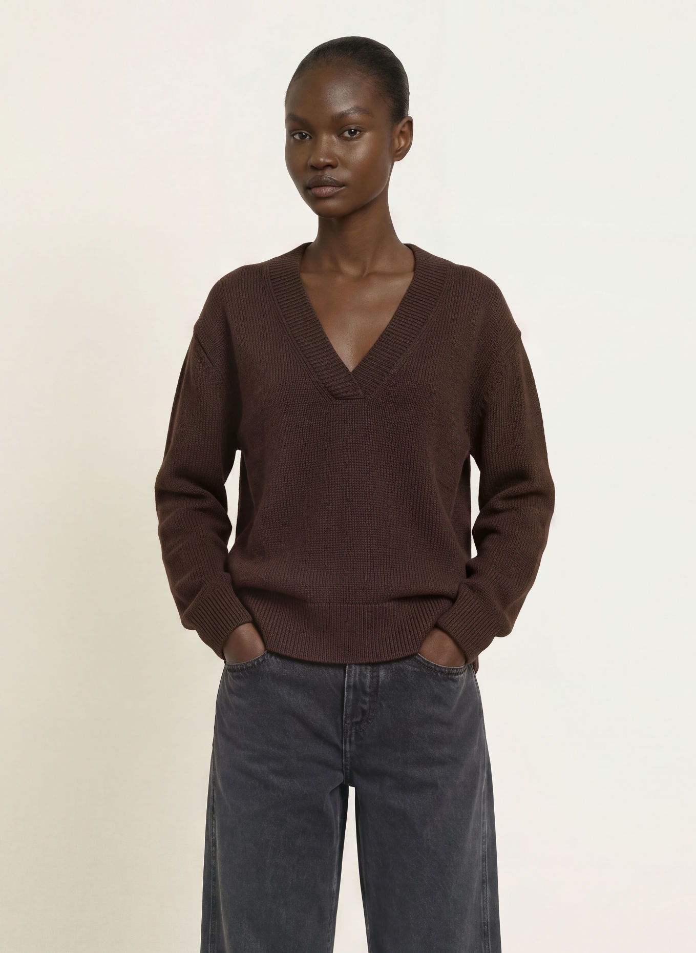 CLOSED Pull: MARRON FONCÉ