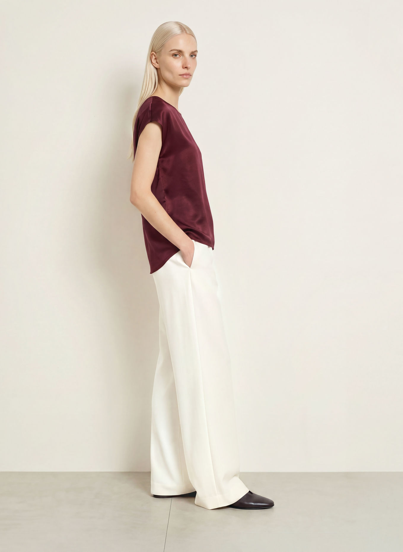MORE & MORE T-shirt in a blend of materials: DARK RED