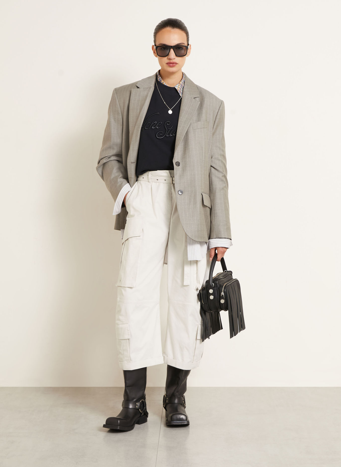 Acne Studios Cargohose: HELLGRAU