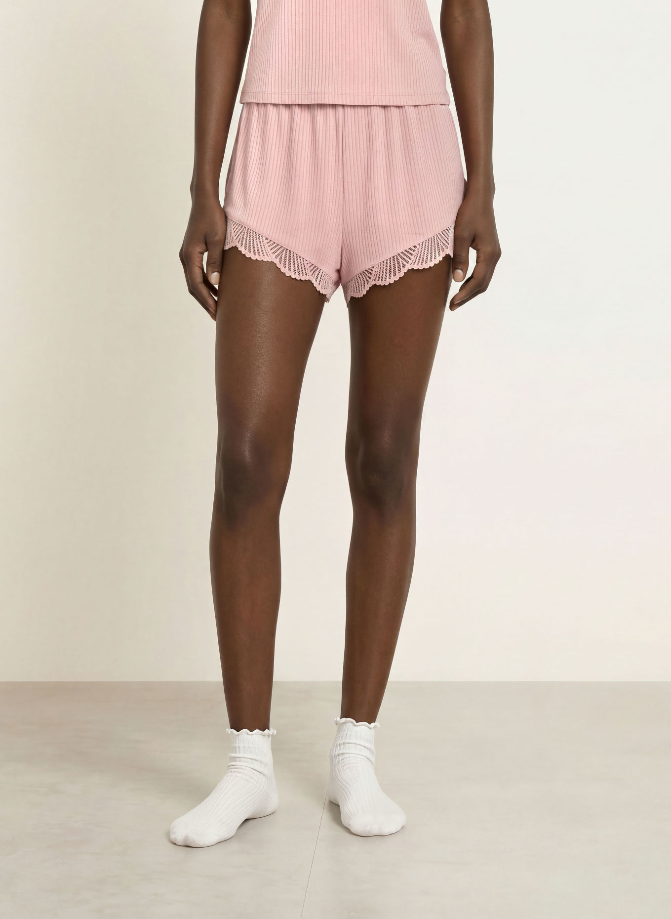 Calvin Klein Schlafshorts mit Spitze: ROSÉ