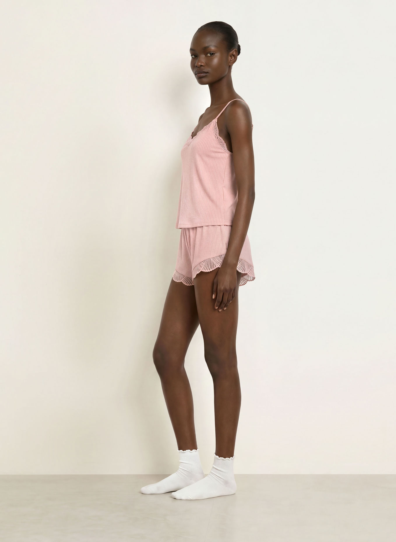 Calvin Klein Schlafshorts mit Spitze: ROSÉ