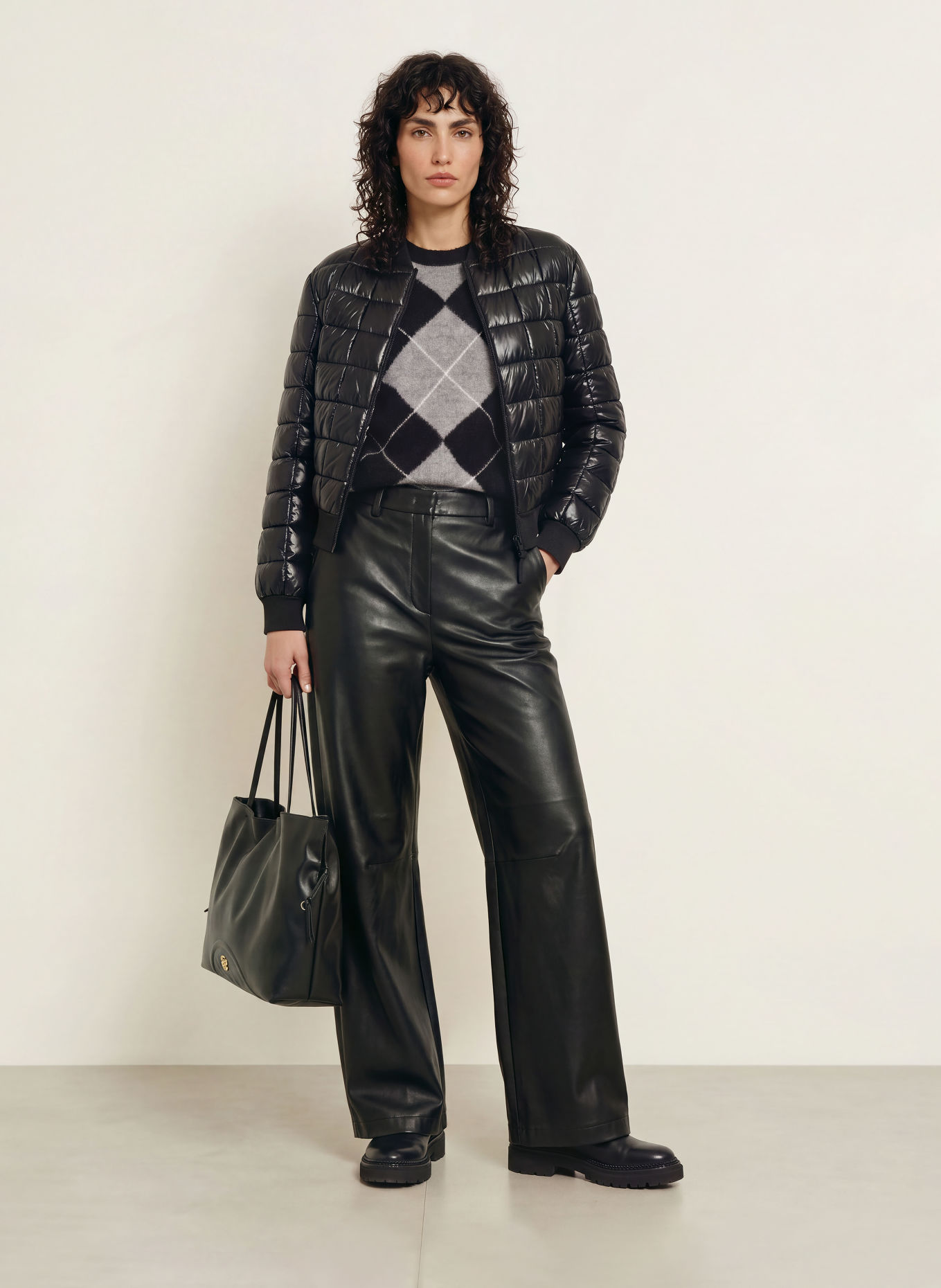 Mackage Lichtgewicht Donzen blouson AMIDA: ZWART