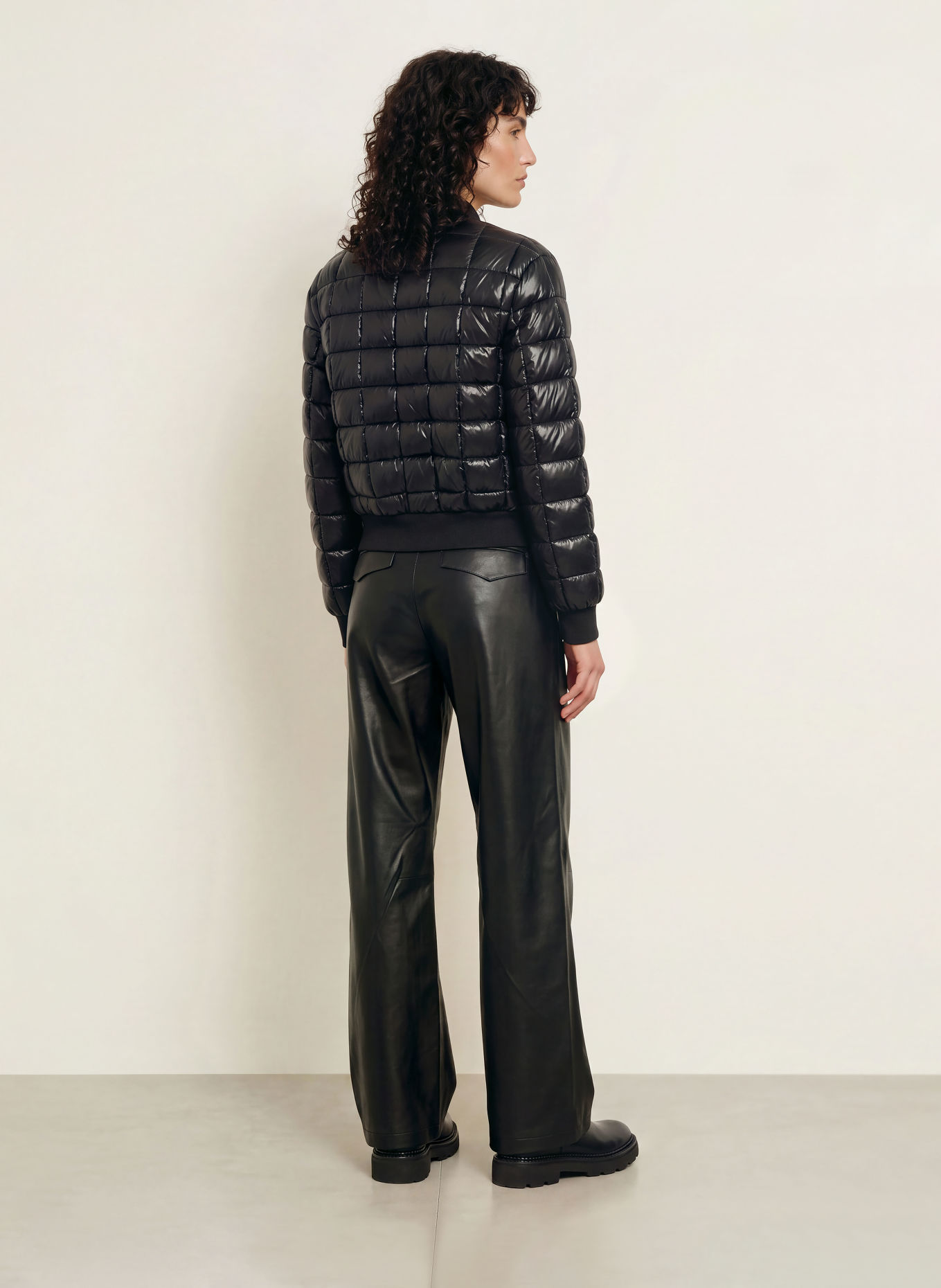 Mackage Lichtgewicht Donzen blouson AMIDA: ZWART