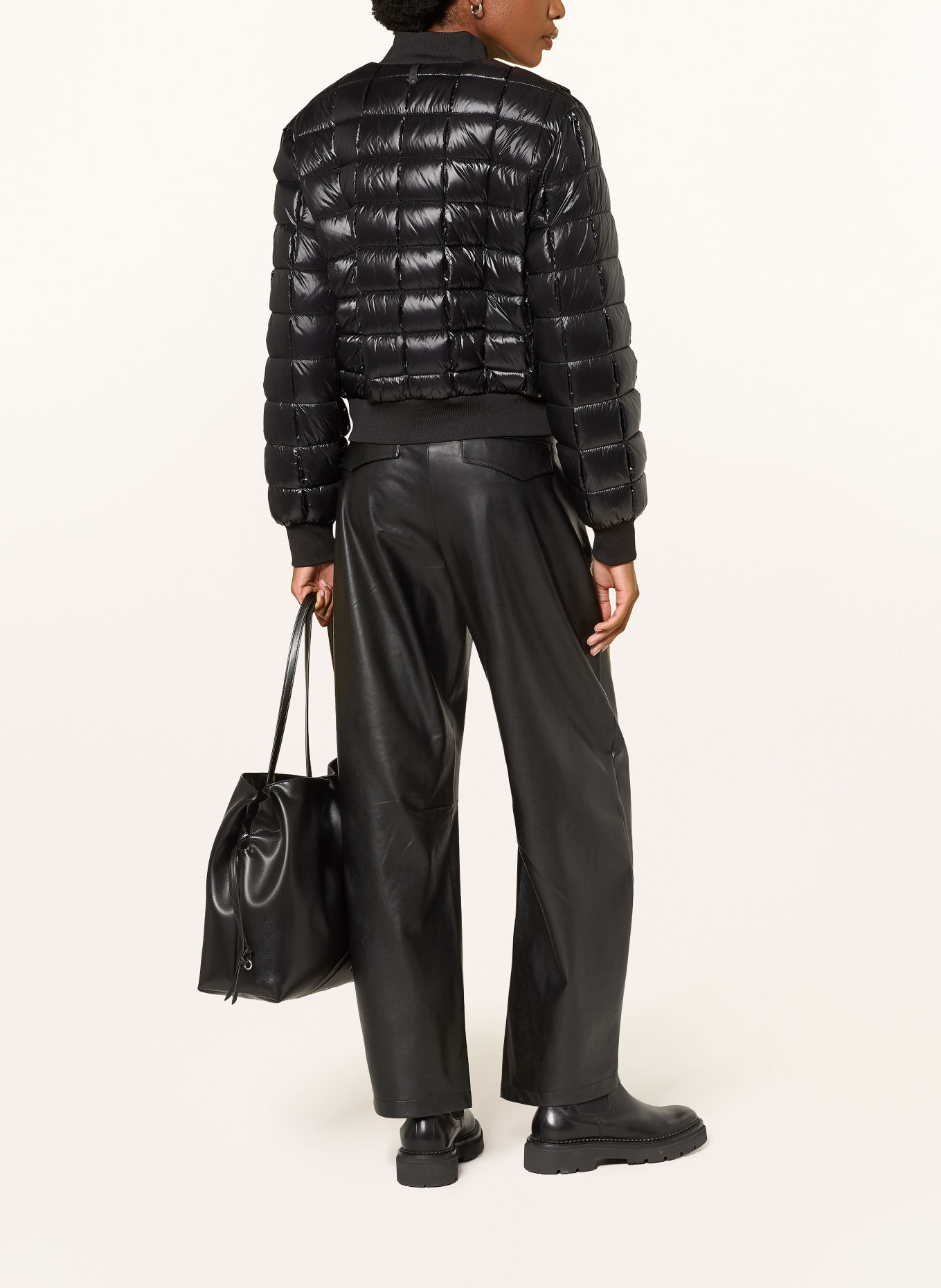 Mackage Lichtgewicht Donzen blouson AMIDA: ZWART