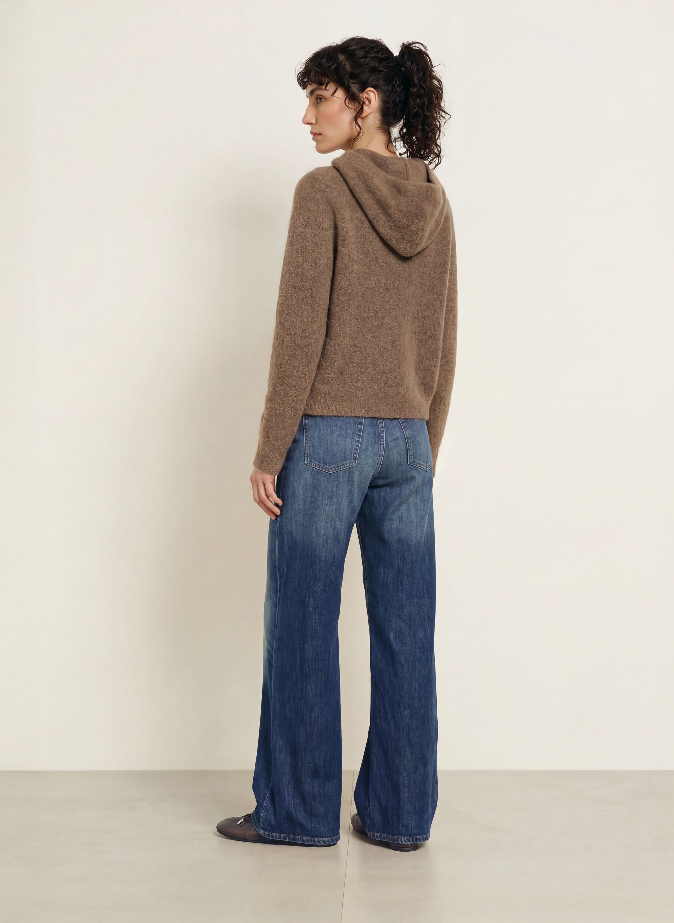 SoSUE Knitted Hoodie with Alpaca: TAUPE