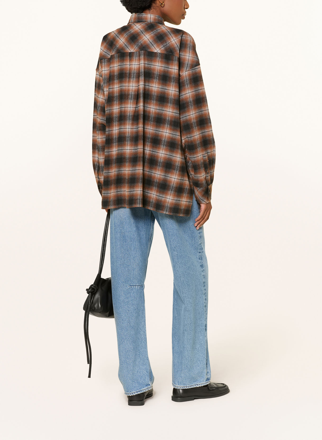 SoSUE Oversized skjortebluse i flannel: GRÅ / BRUN / MØRKEBLÅ