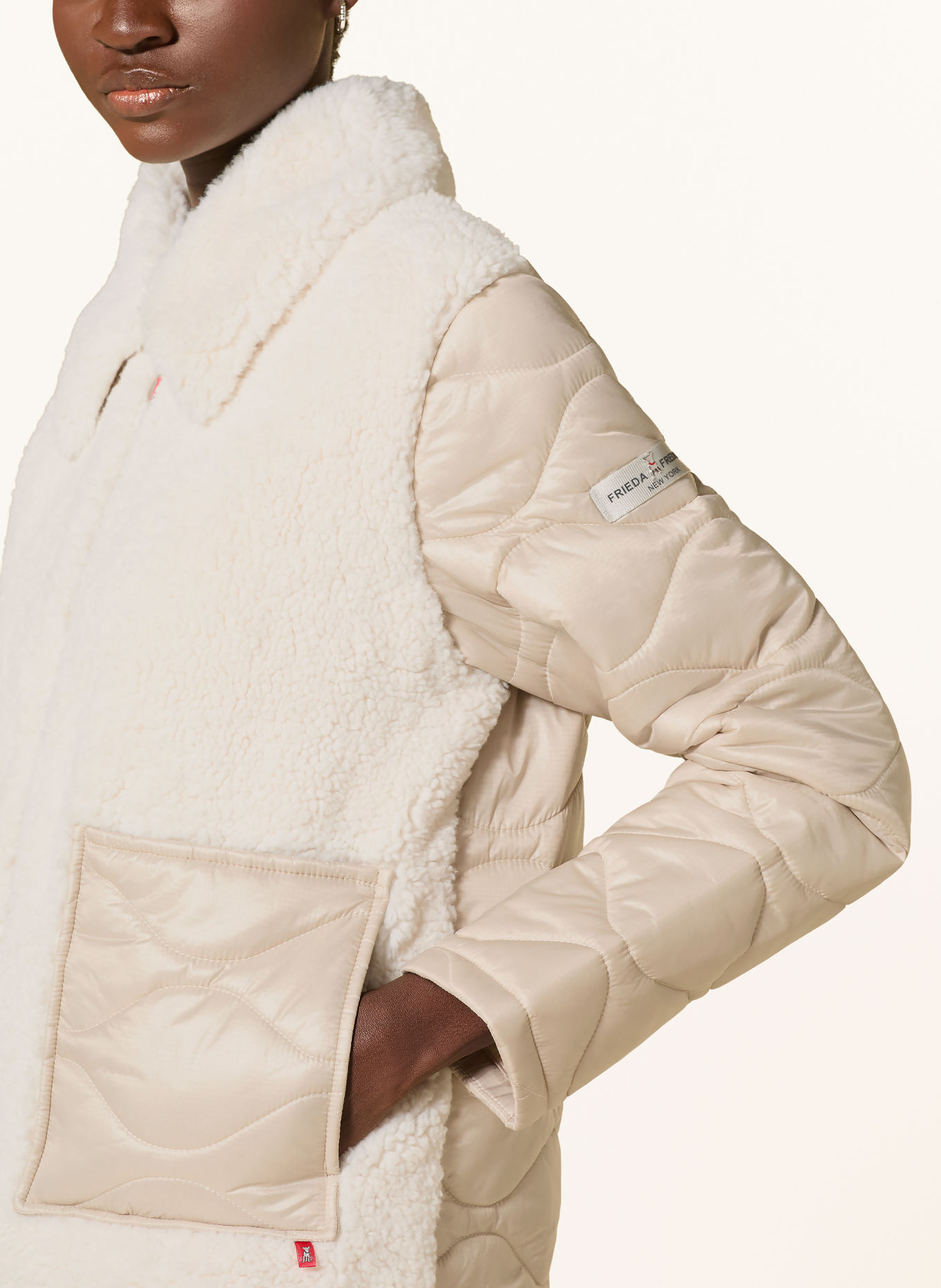FRIEDA & FREDDIES Quiltad jacka GEORGY i materialmix: ECRU / BEIGE