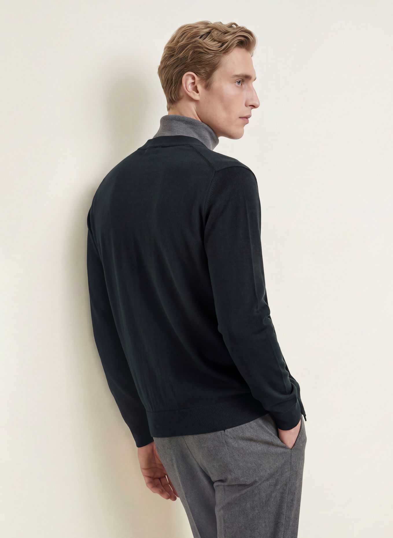 JOHN SMEDLEY BRADRICK Cardigan Made of Merino Wool: BLACK