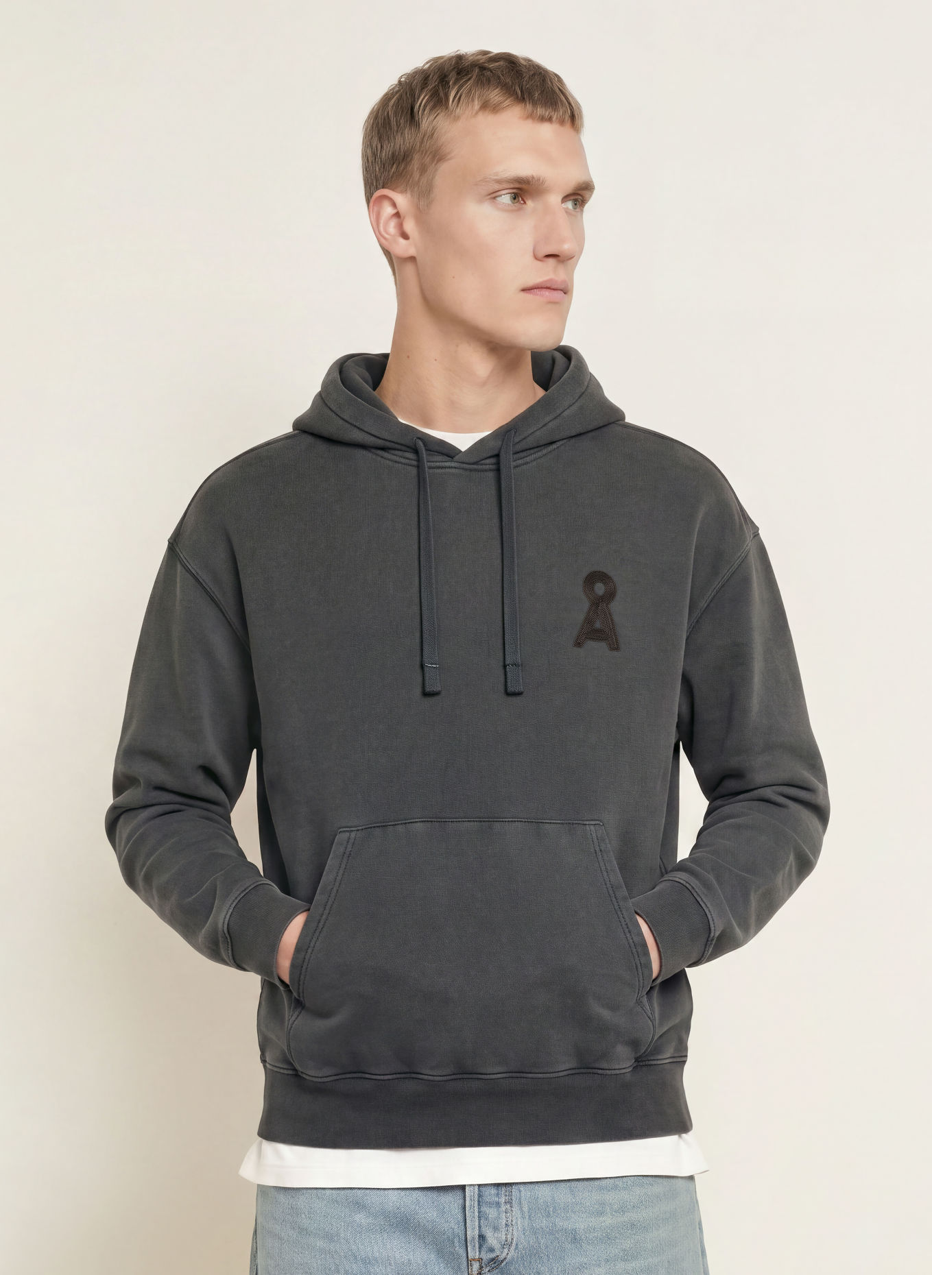 ARMEDANGELS Hoodie ICONIC Å GMT: DONKERGRIJS / ZWART