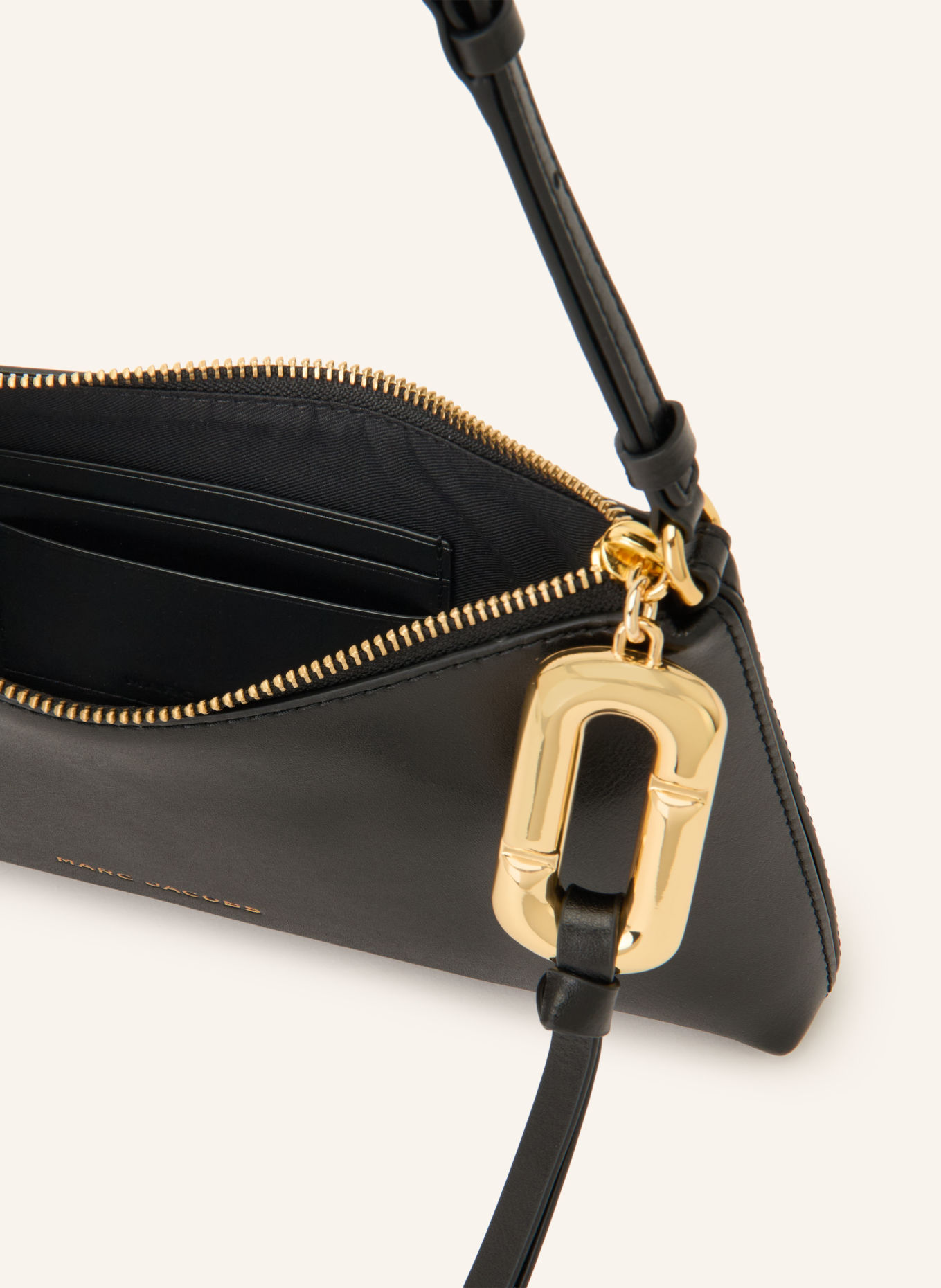 MARC JACOBS Crossbody bag THE POUCH MINI BAG: BLACK / GOLD