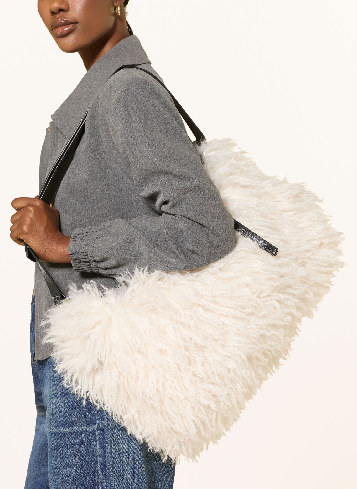 MARC JACOBS THE SCENE LARGE Shoulder bag made of faux fur: WHITE / BLACK