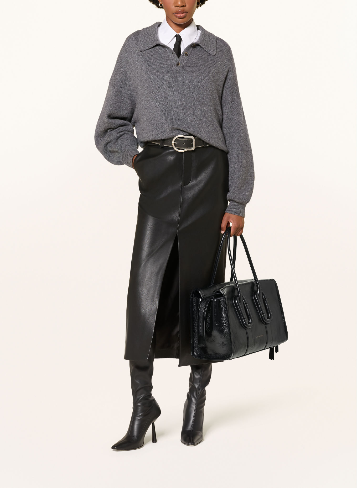 MARC JACOBS Handbag: THE CARRYALL BAG: BLACK / PLATINUM