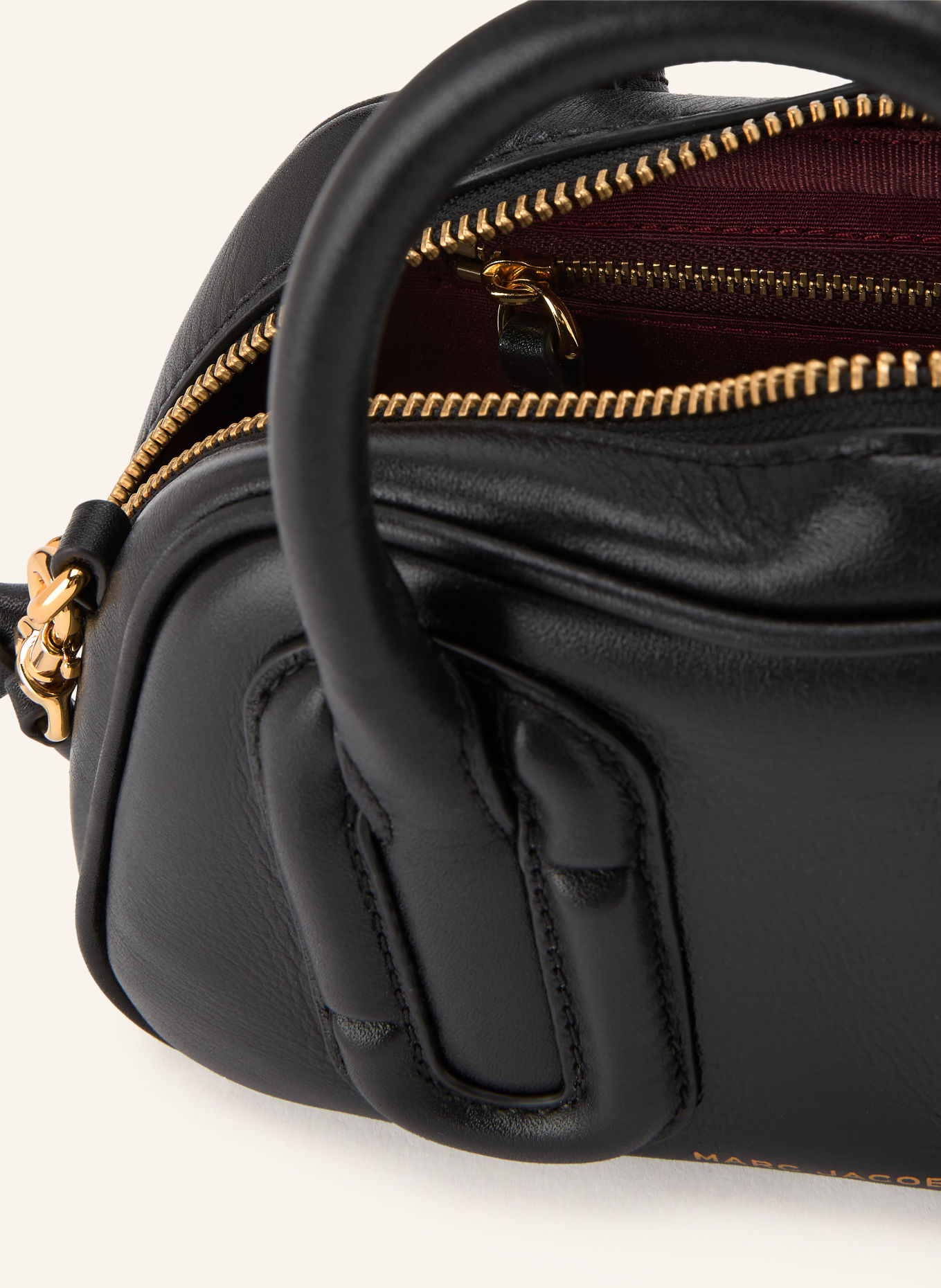 MARC JACOBS Umhängetasche BABE MINI: SCHWARZ / GOLD