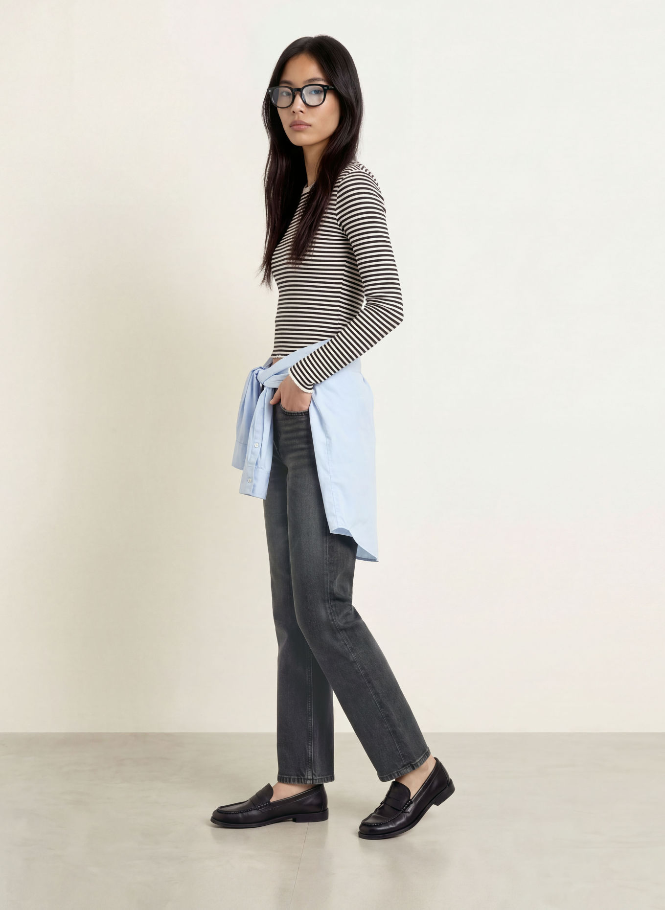 TOMMY JEANS Jeansy straight SOPHIE LOW STRAIGHT: 1BZ Denim Black