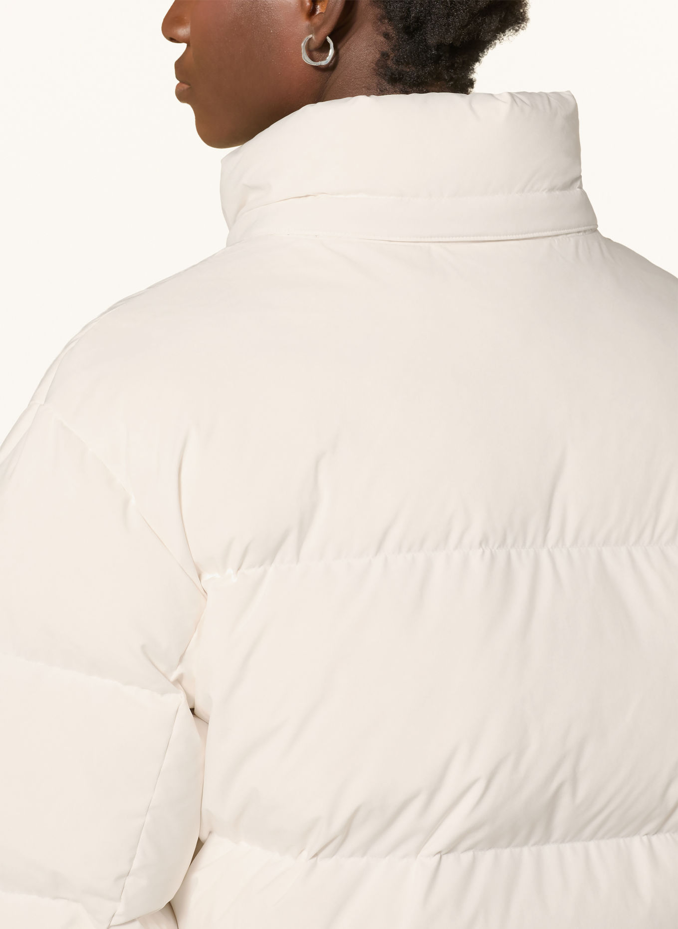 TOMMY JEANS Jachetă din puf cu glugă detașabilă: ALB