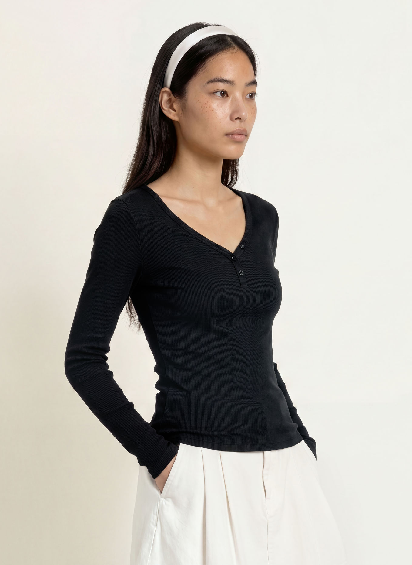 TOMMY JEANS Tricouri cu mânecă lungă: NEGRU
