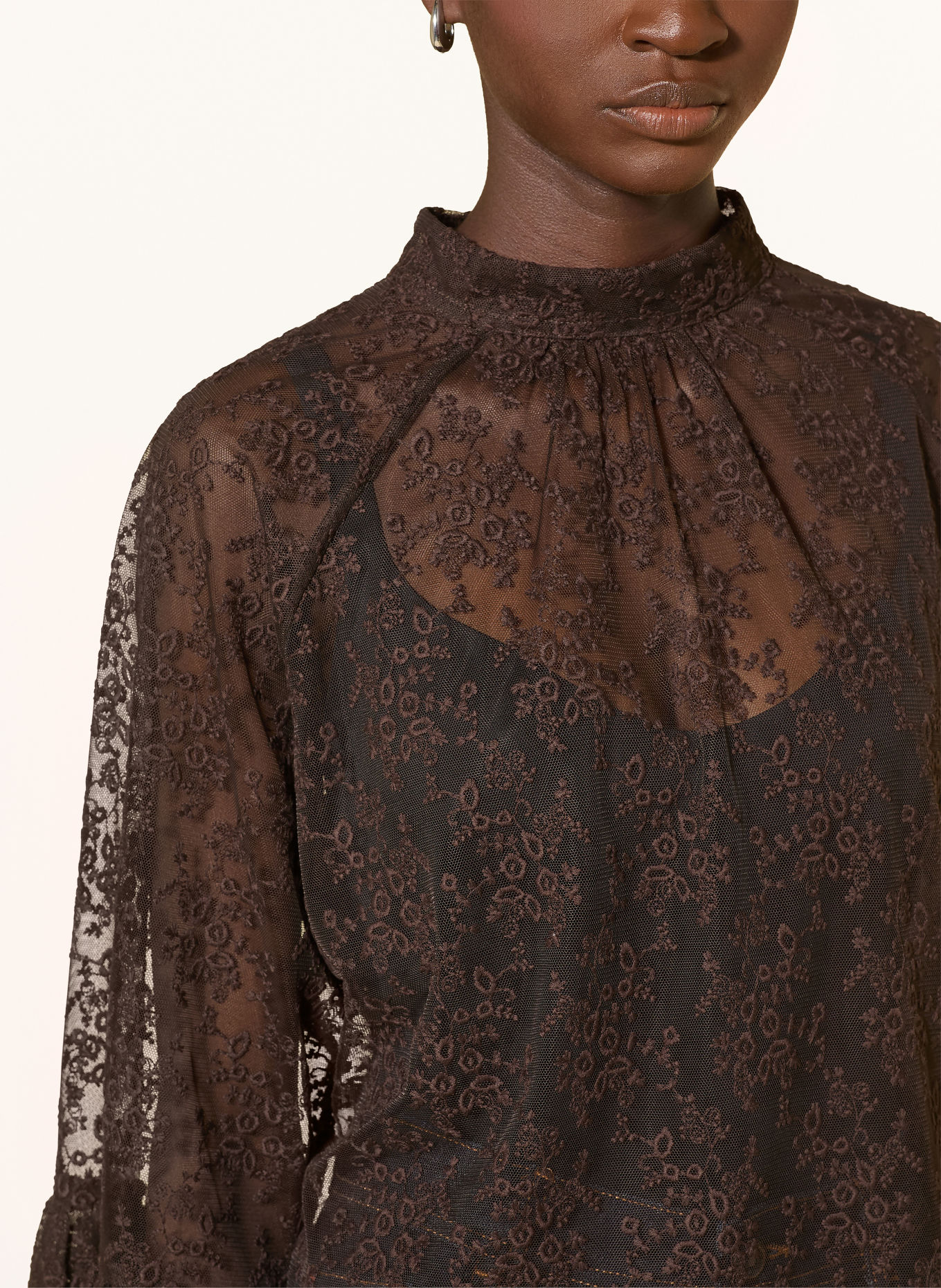 MILANO ITALY Blusenshirt aus Spitze mit Volants: DUNKELBRAUN