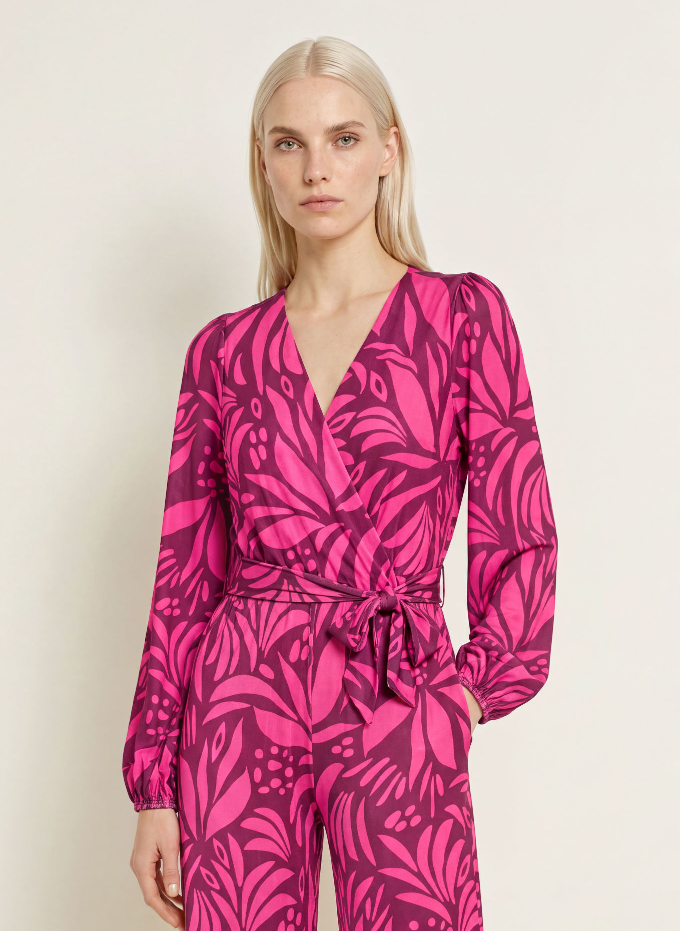 marivie Jumpsuit mit Glitzergarn: PINK / DUNKELLILA