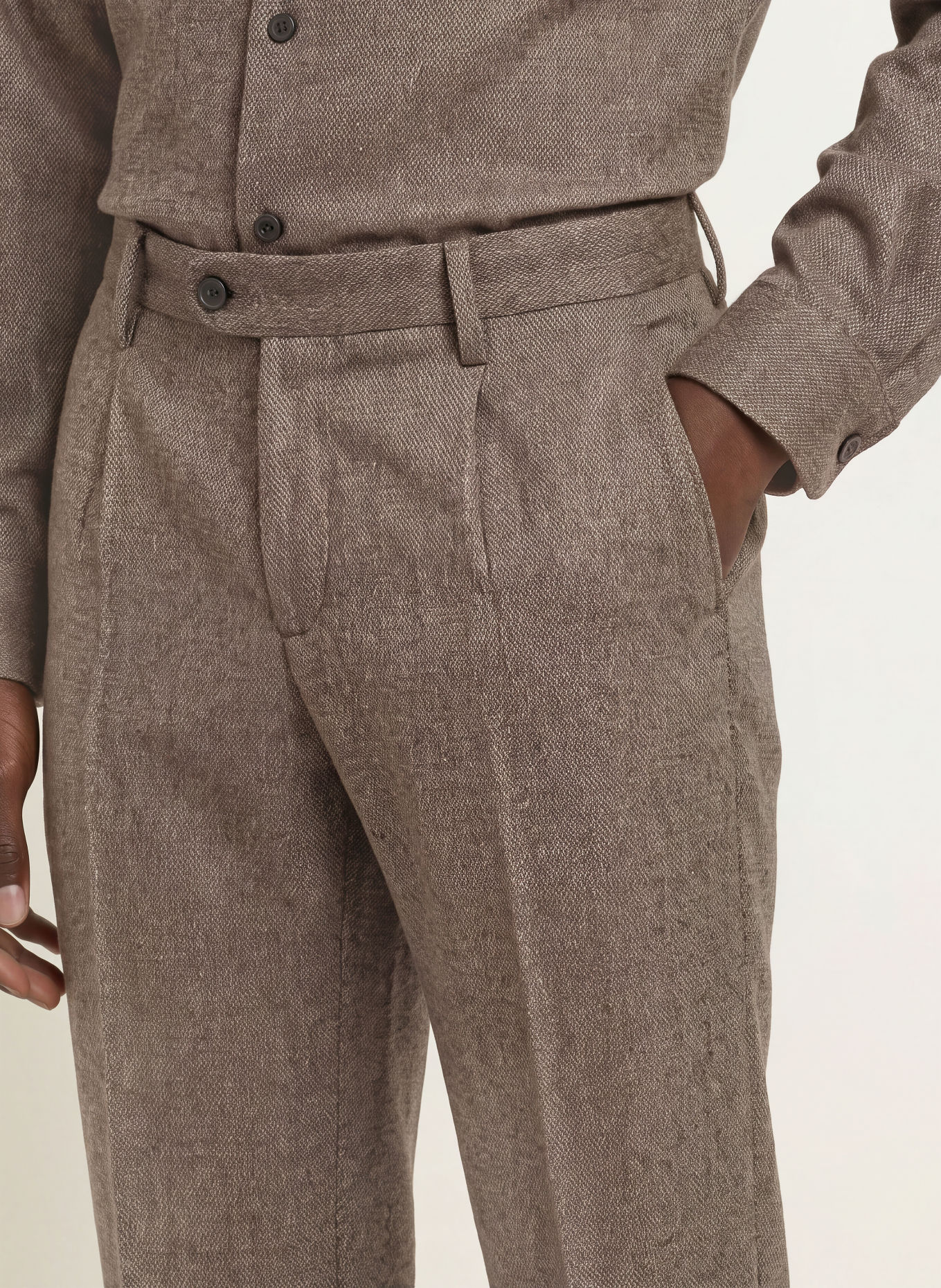 PROFUOMO Broek met losse pasvorm: BRUIN