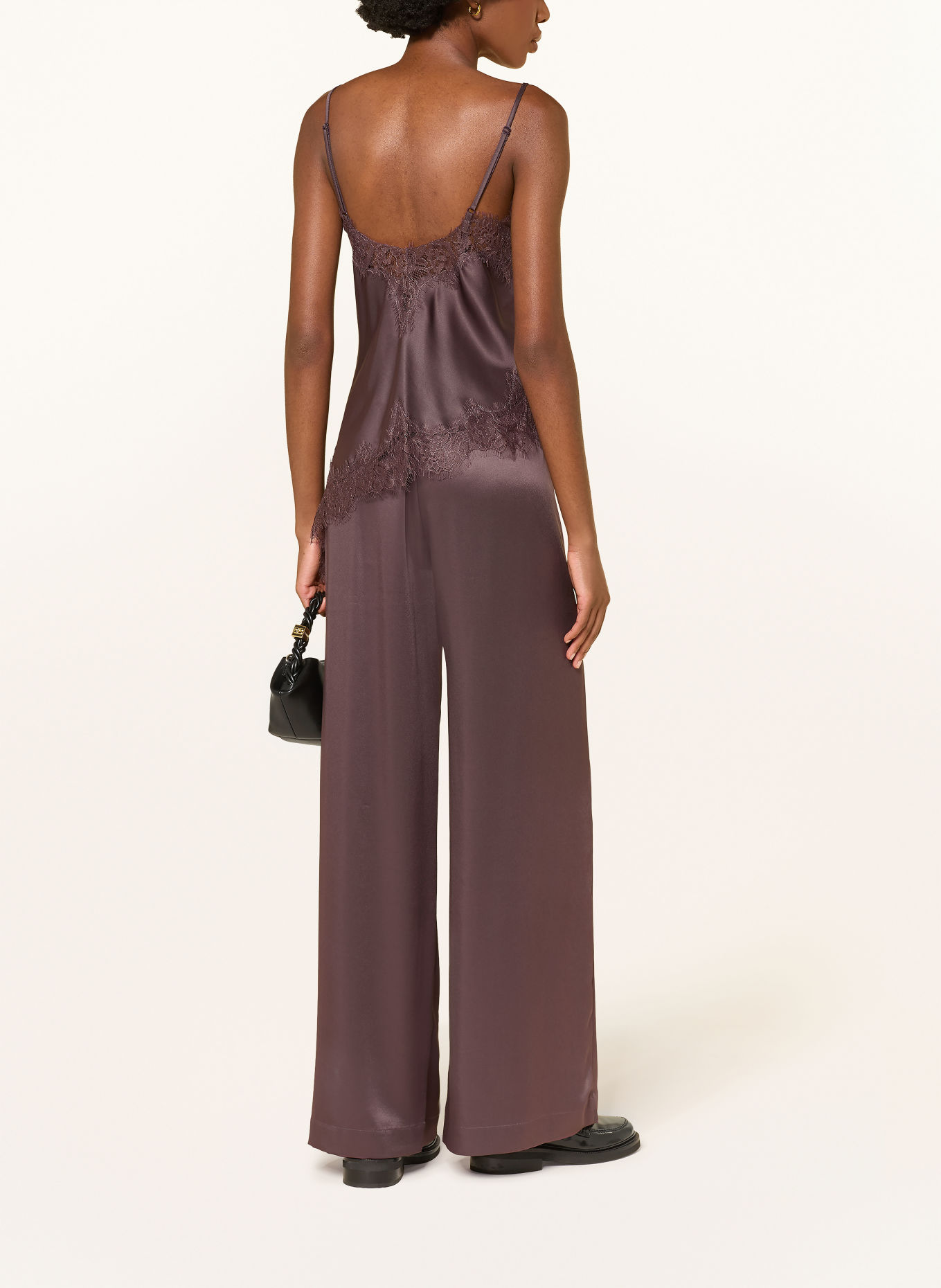 MRS & HUGS Satinbluse med blonder: LILLA