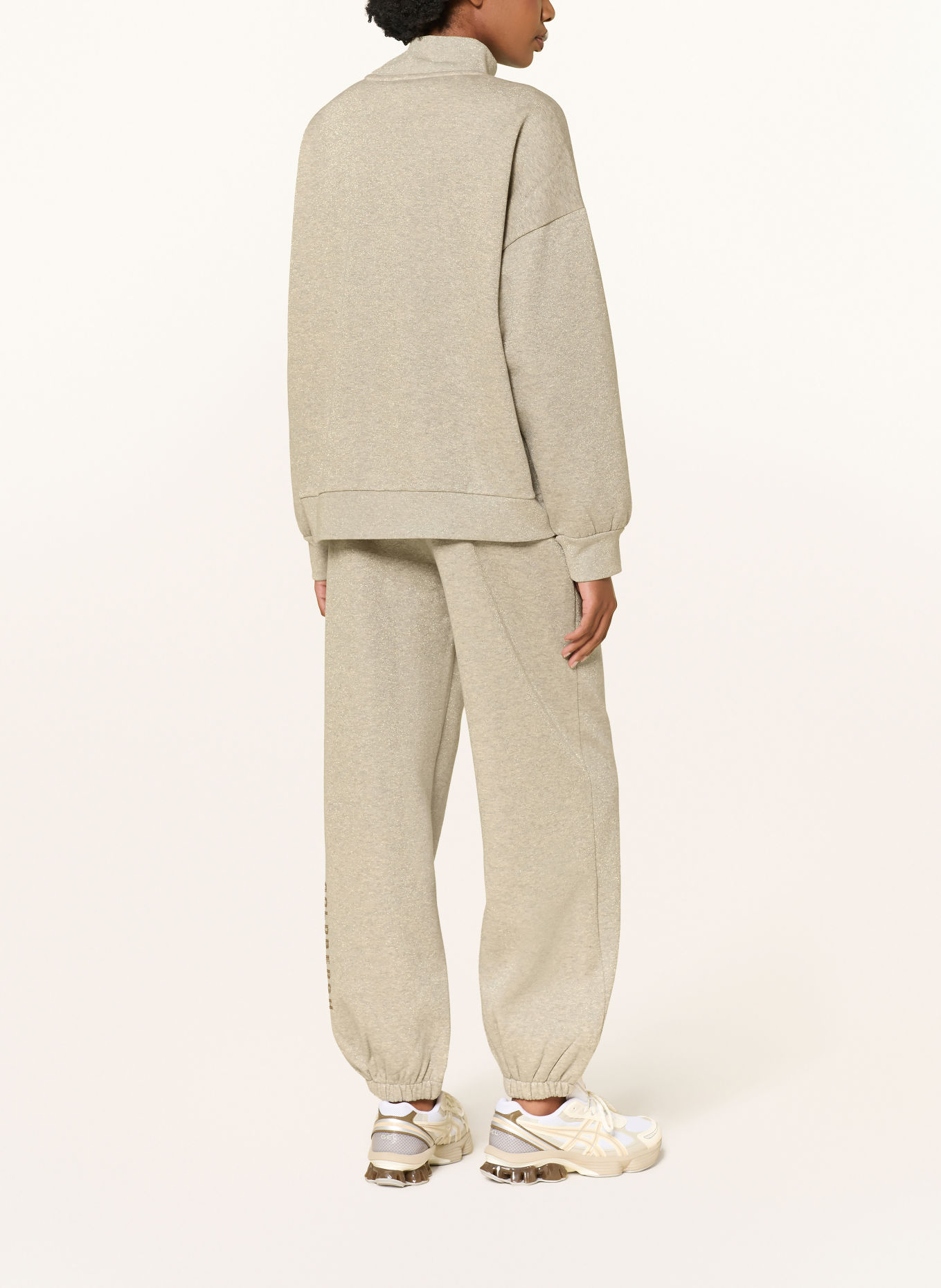 GOLDBERGH SIZZLE Sweatshirt with Glitter Yarn and Rhinestones: GRAY / GOLD